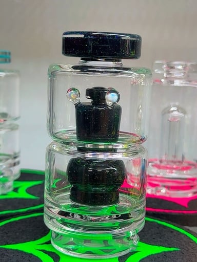 Preview pic of Spiders glass puffco top