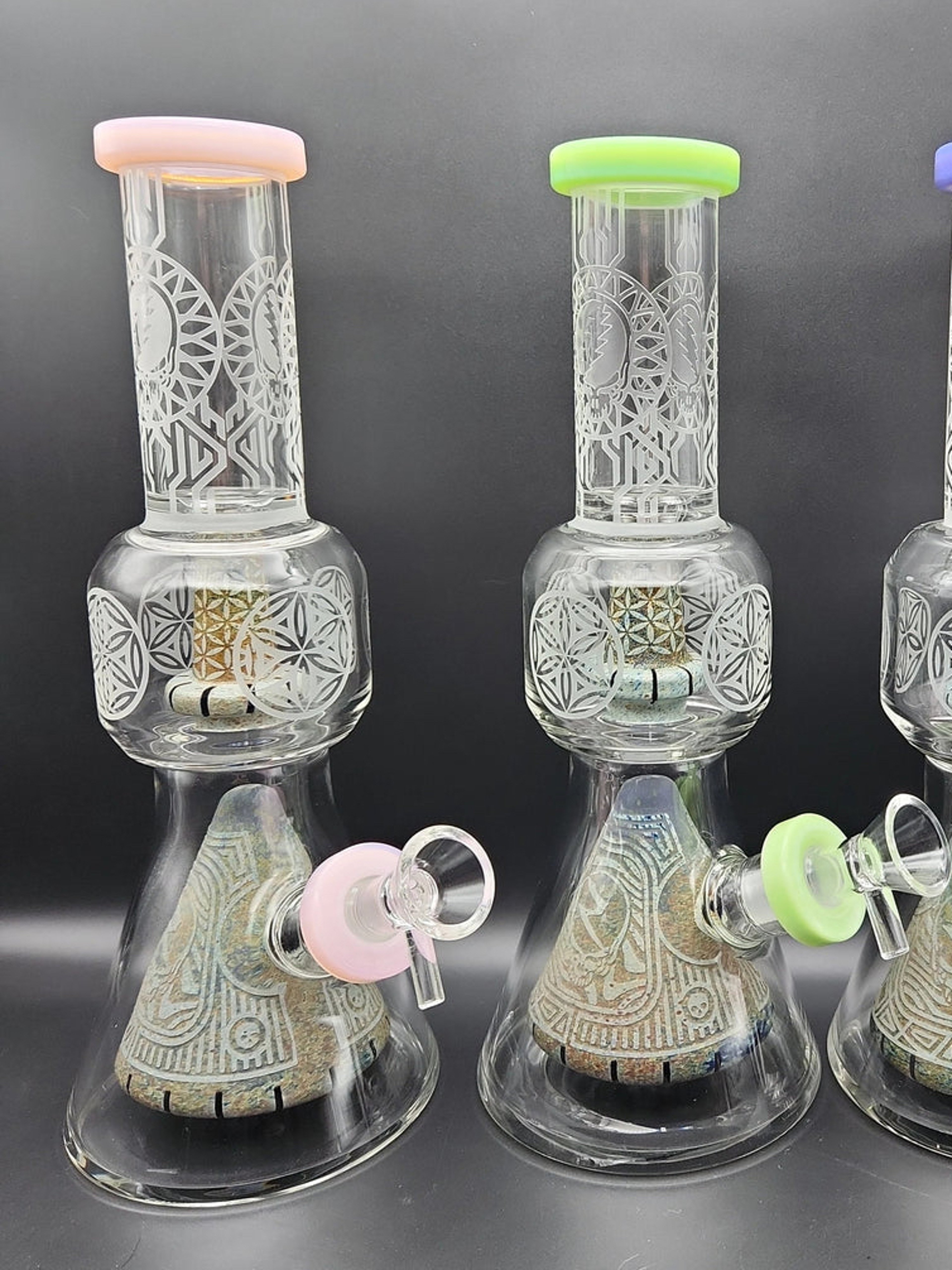 Preview pic of 11.5" ETCHED STONE PYRAMID BEAKER