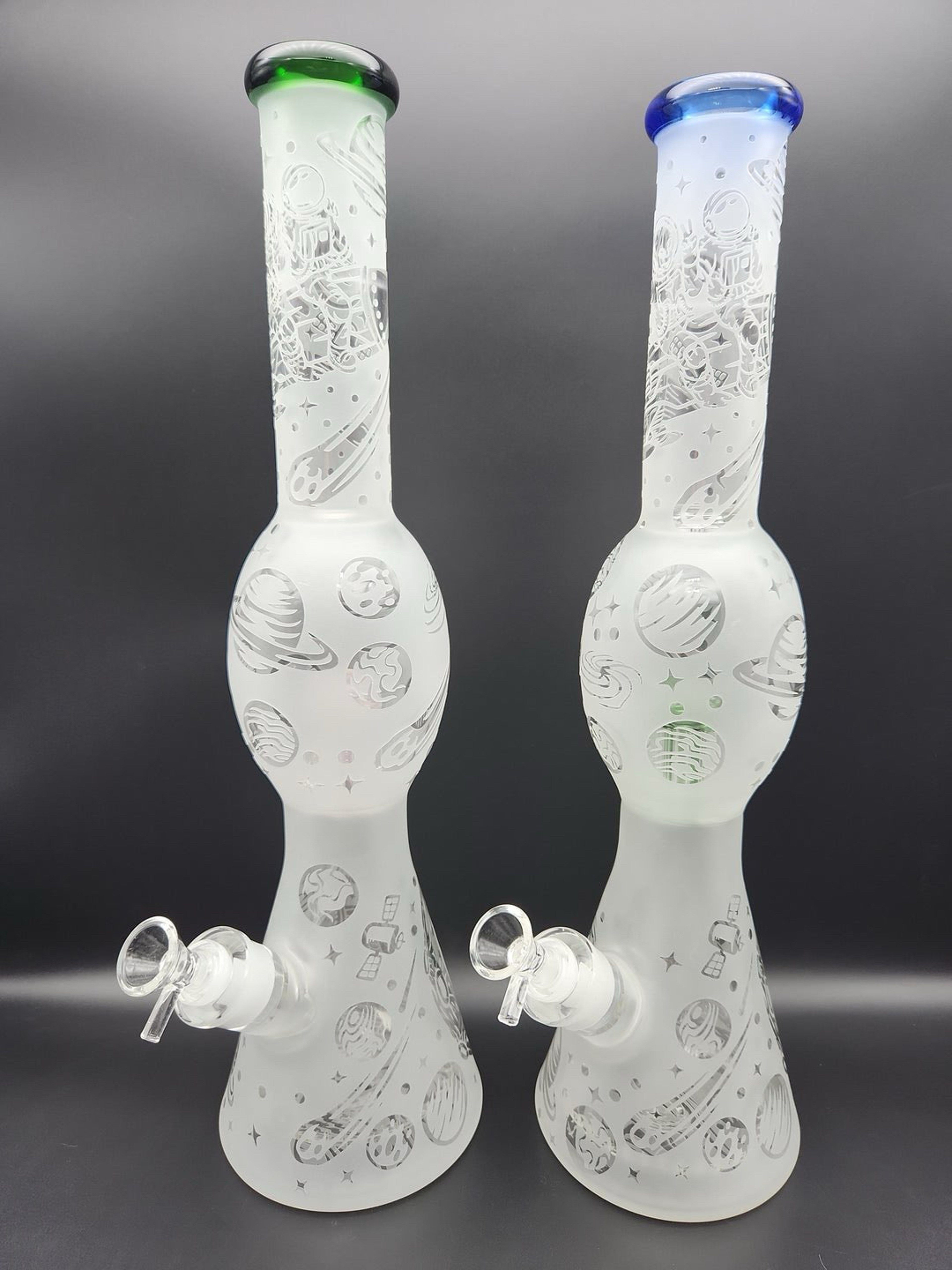 16" DEEP SANDBLASTED SPACE VOYAGER DOUBLE PERC BEAKER image 0