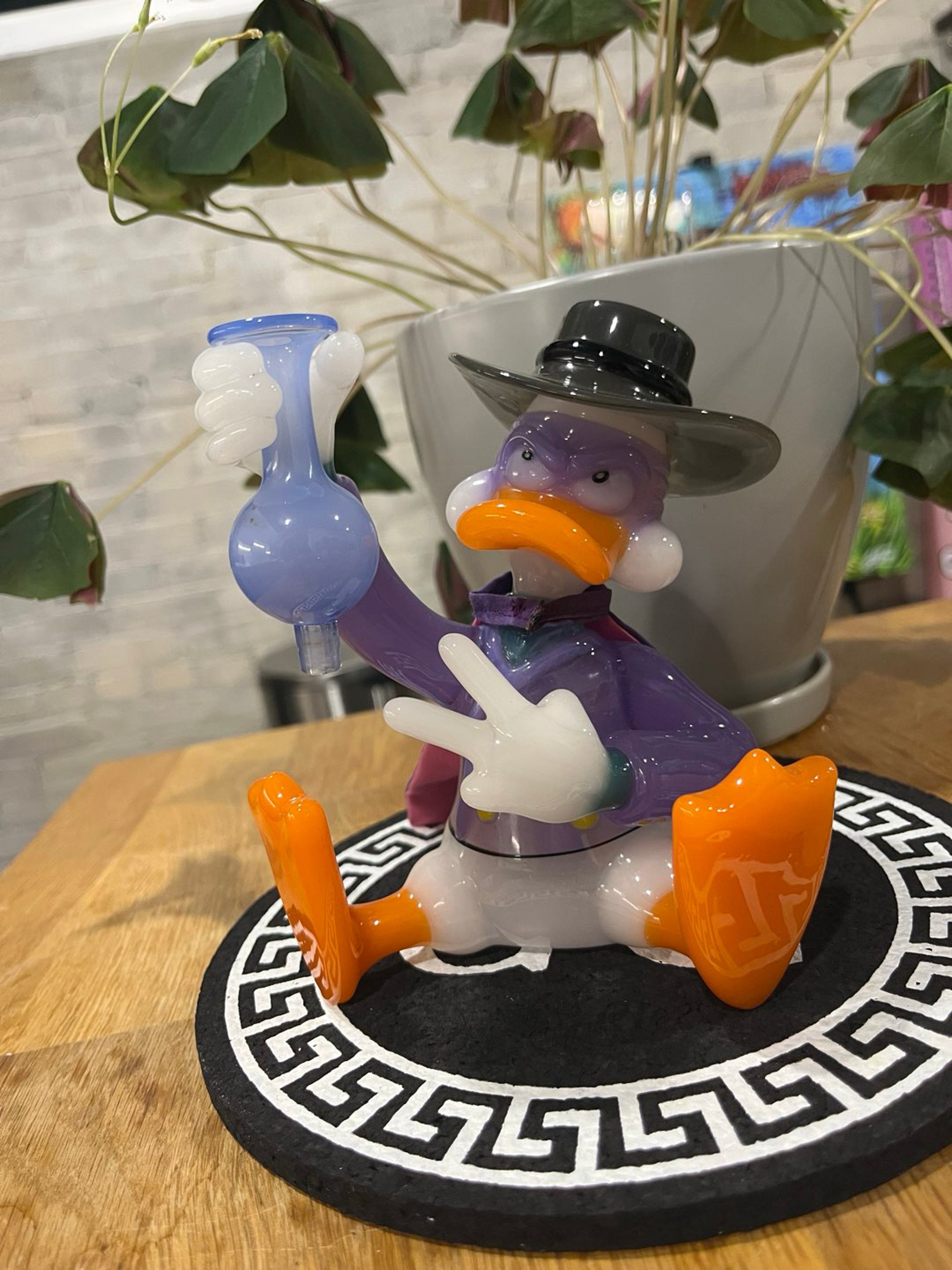 Preview pic of Darkwing Duck Rig by Jsmart $3500 Retail (comes with pelian case)