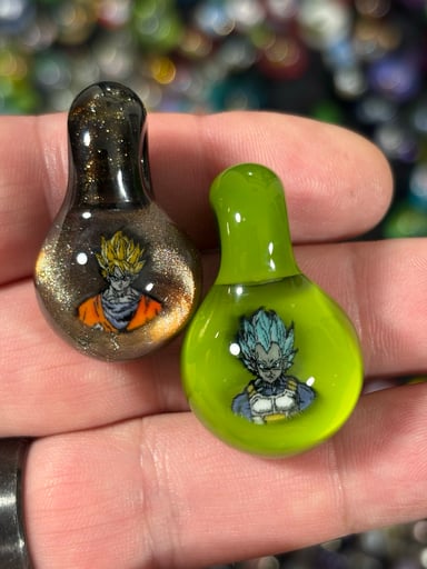 Preview pic of Goku and Vegeta Pendants