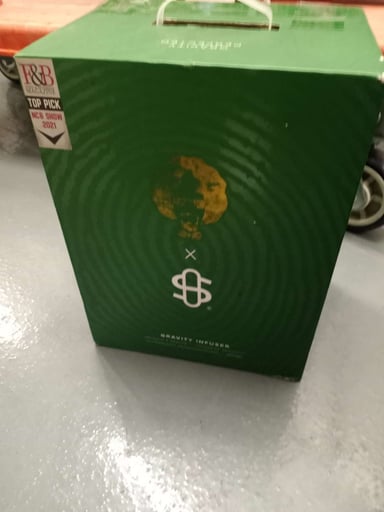Preview pic of Dr greenthumb studdenglass gravity infuser/ bong