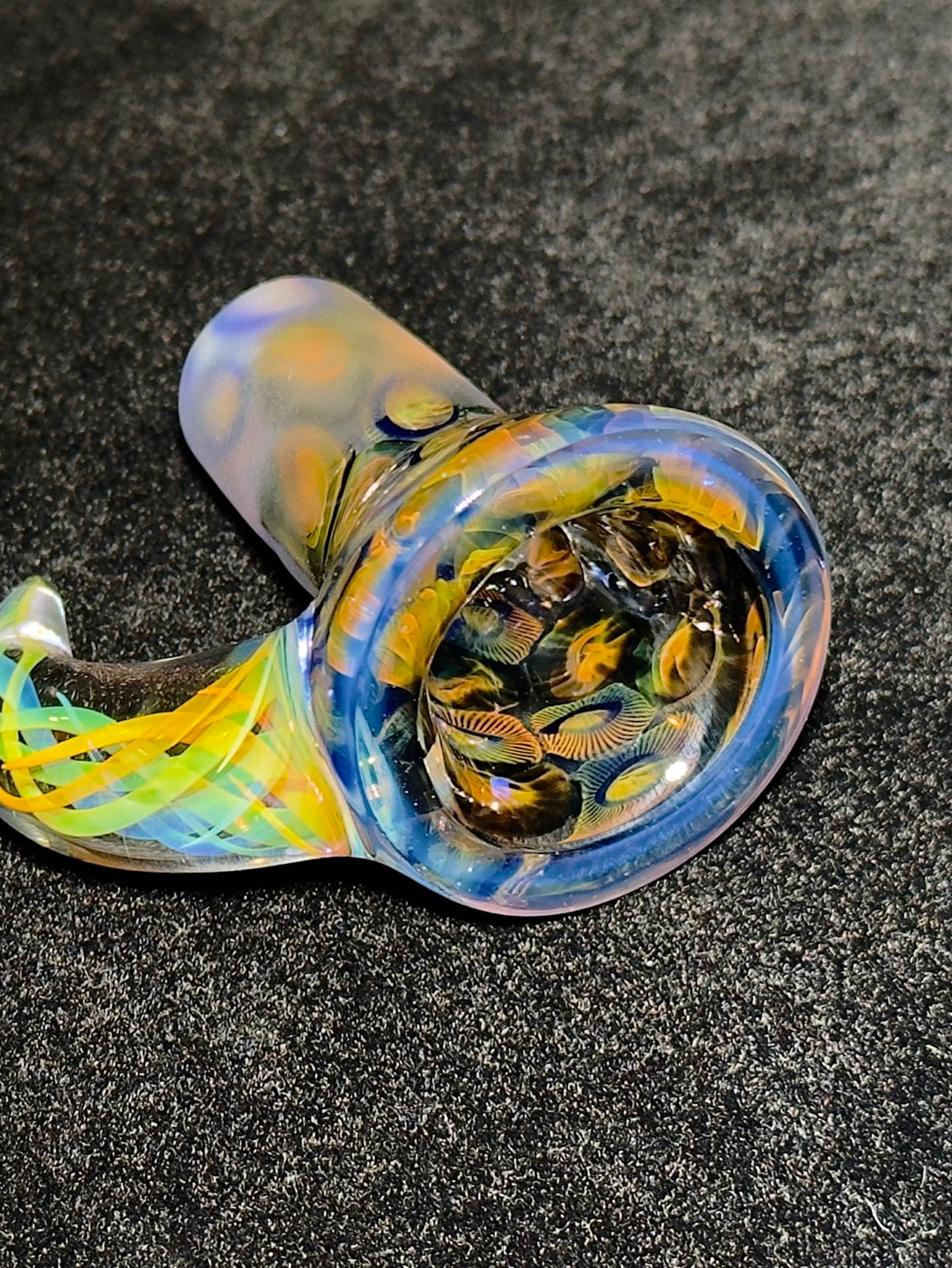 Preview pic of 18mm 3-hole slide, fumescape millie head to toe