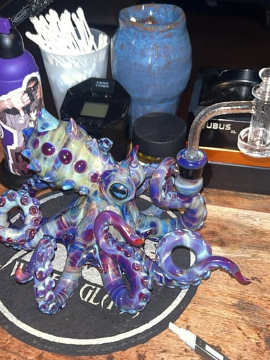 Preview pic of Mako glass octopus