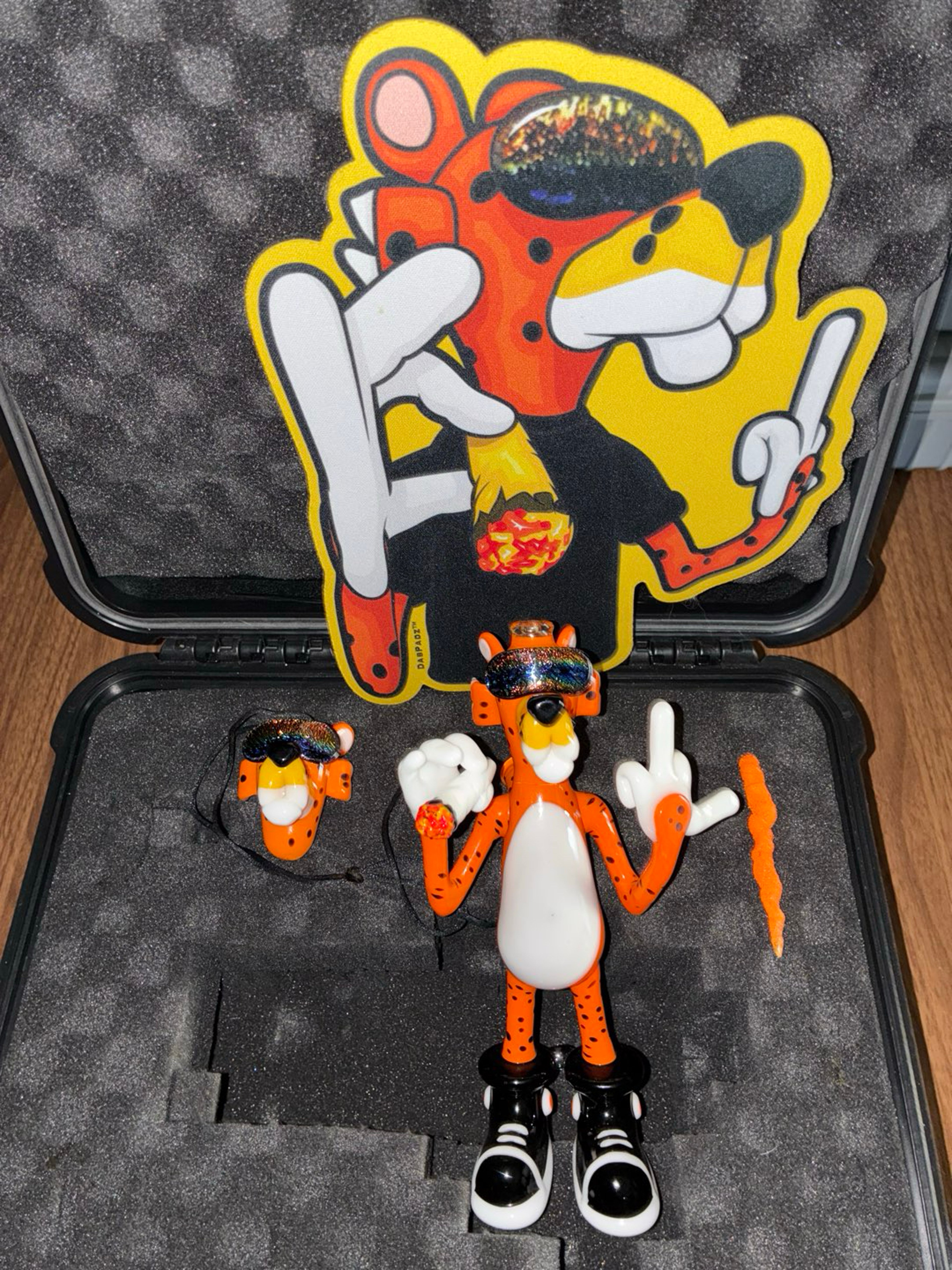 Preview pic of Rudeboy Glass : Full Body Chester Cheeto Rig with Lit Joint set