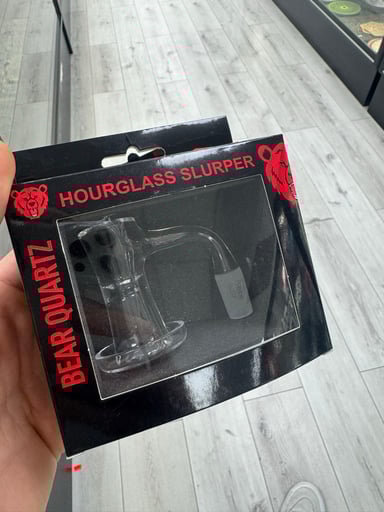 Preview pic of Bear quartz hourglass slurper 14mm 90