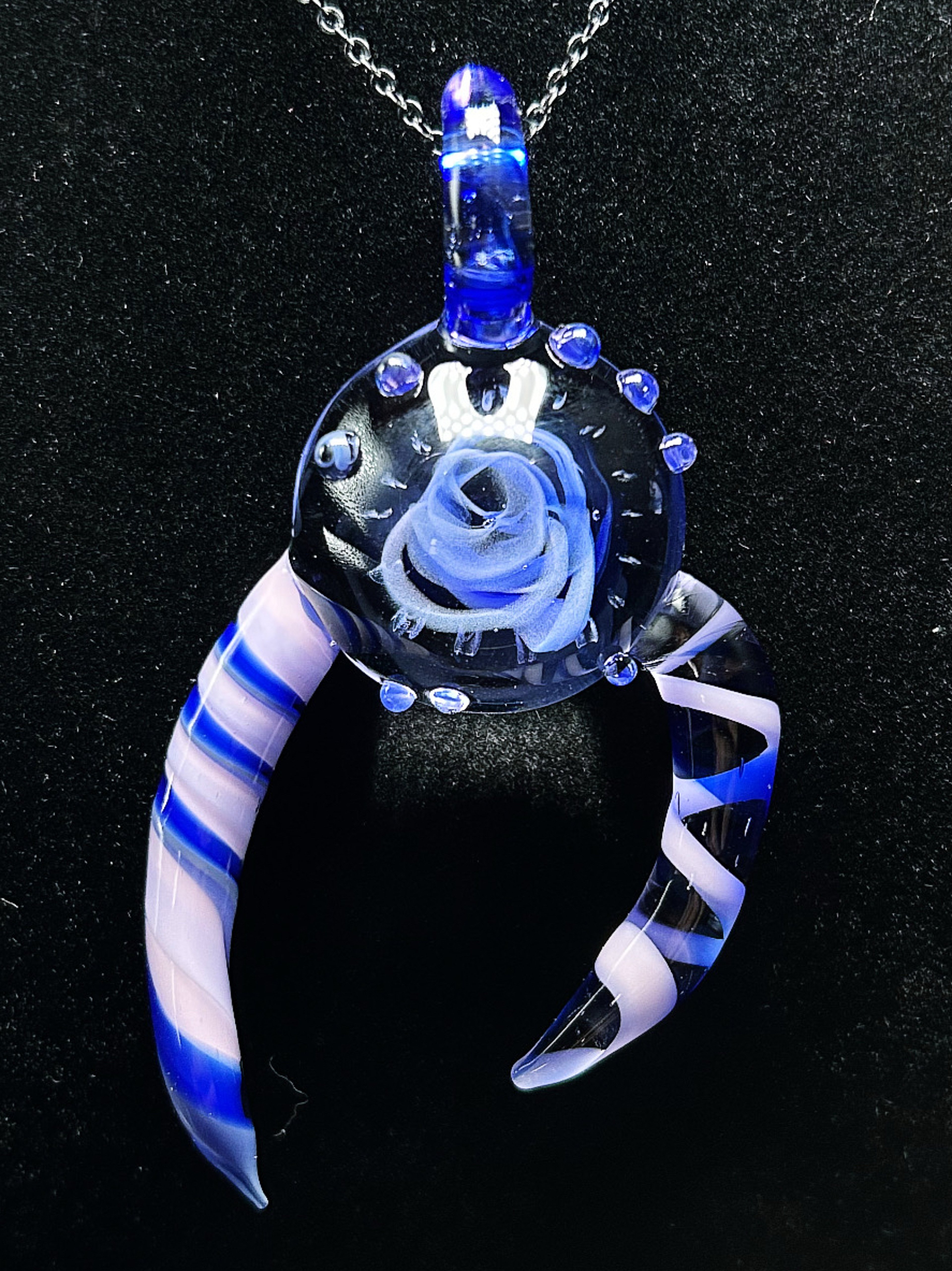 Preview pic of MarvinsGlass024 Fully Worked Pendant ☔️