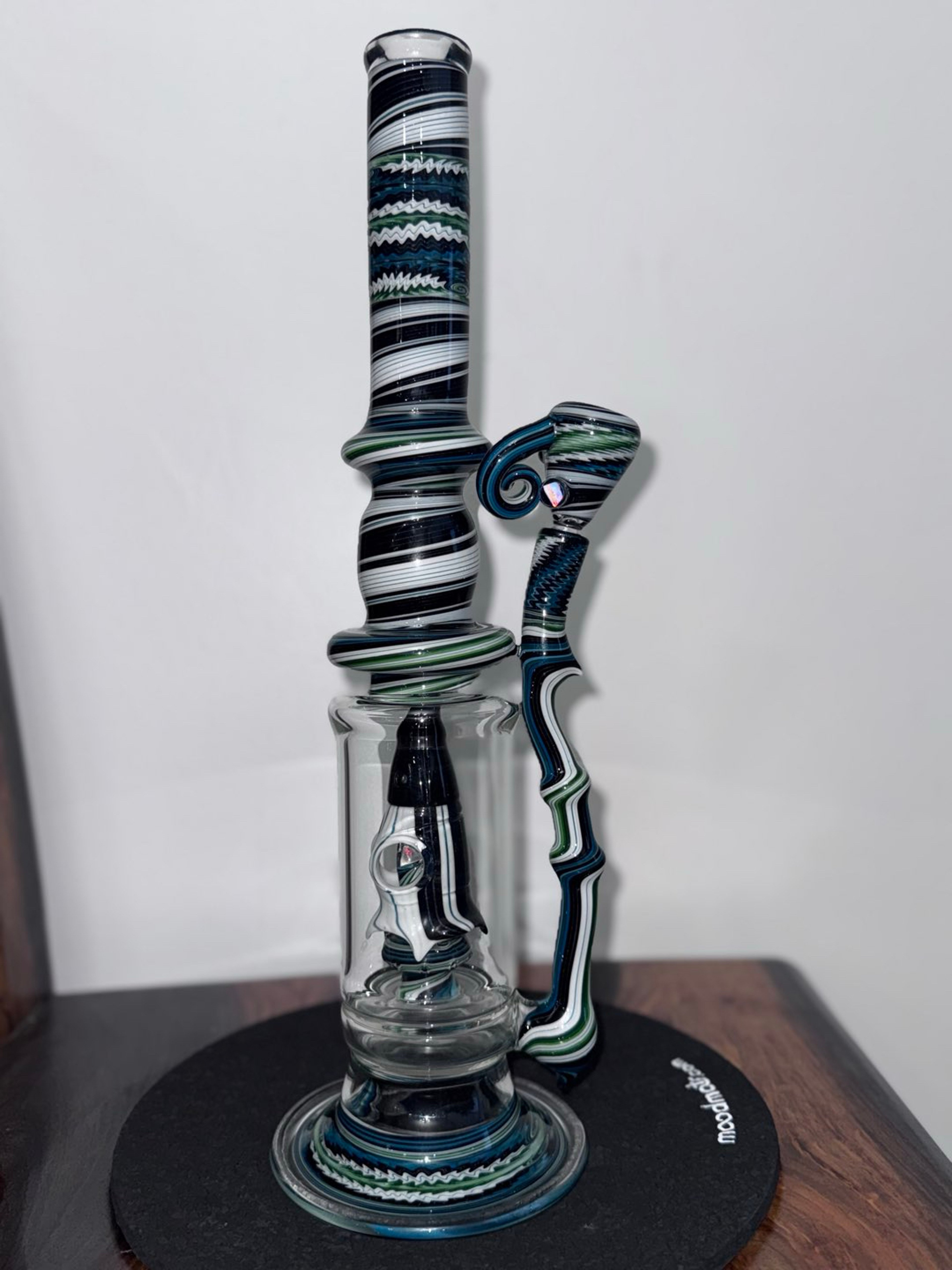Preview pic of Calmbo Perc Bong