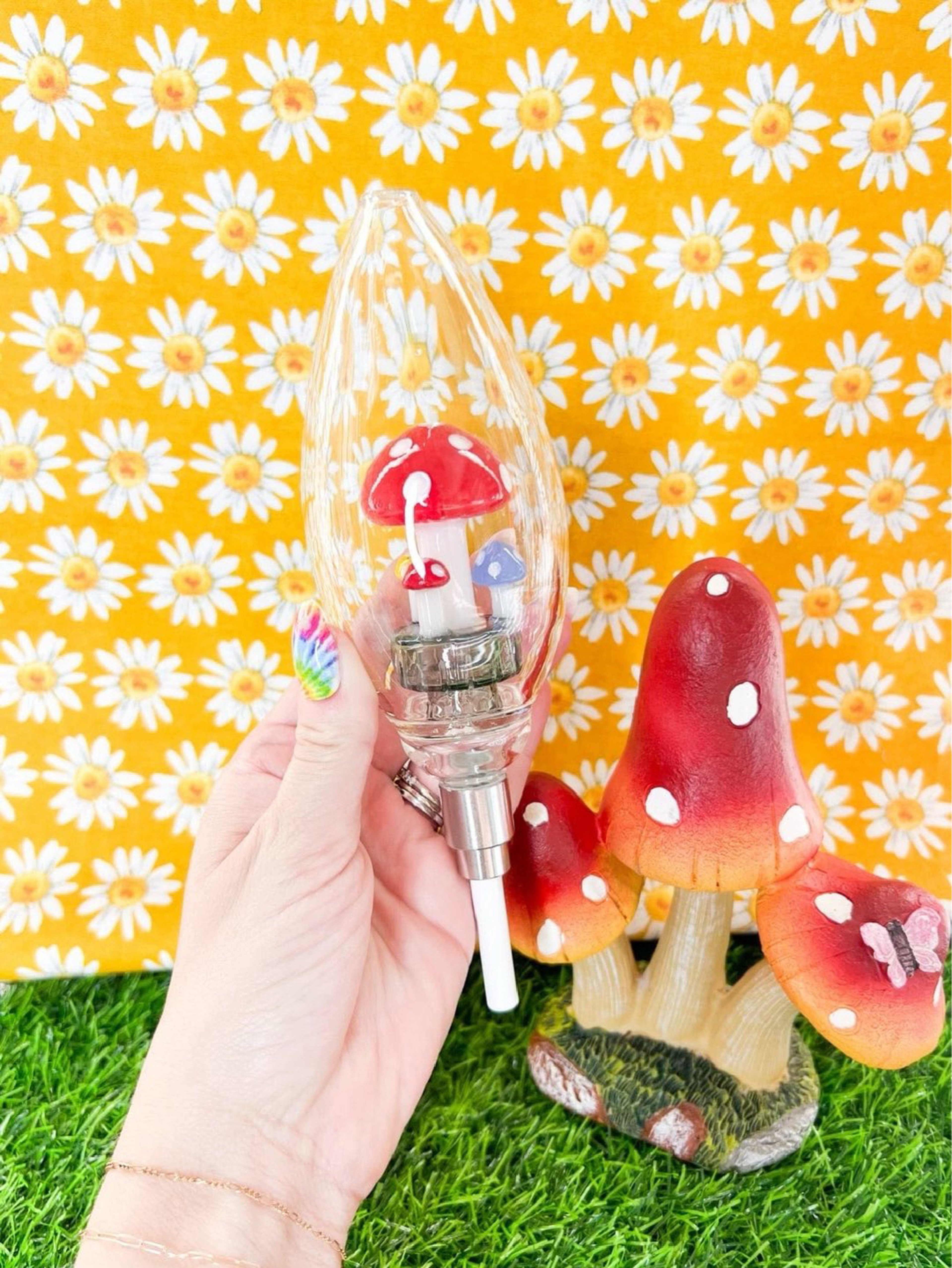 Preview pic of Red Mushroom Nectar Collector Set