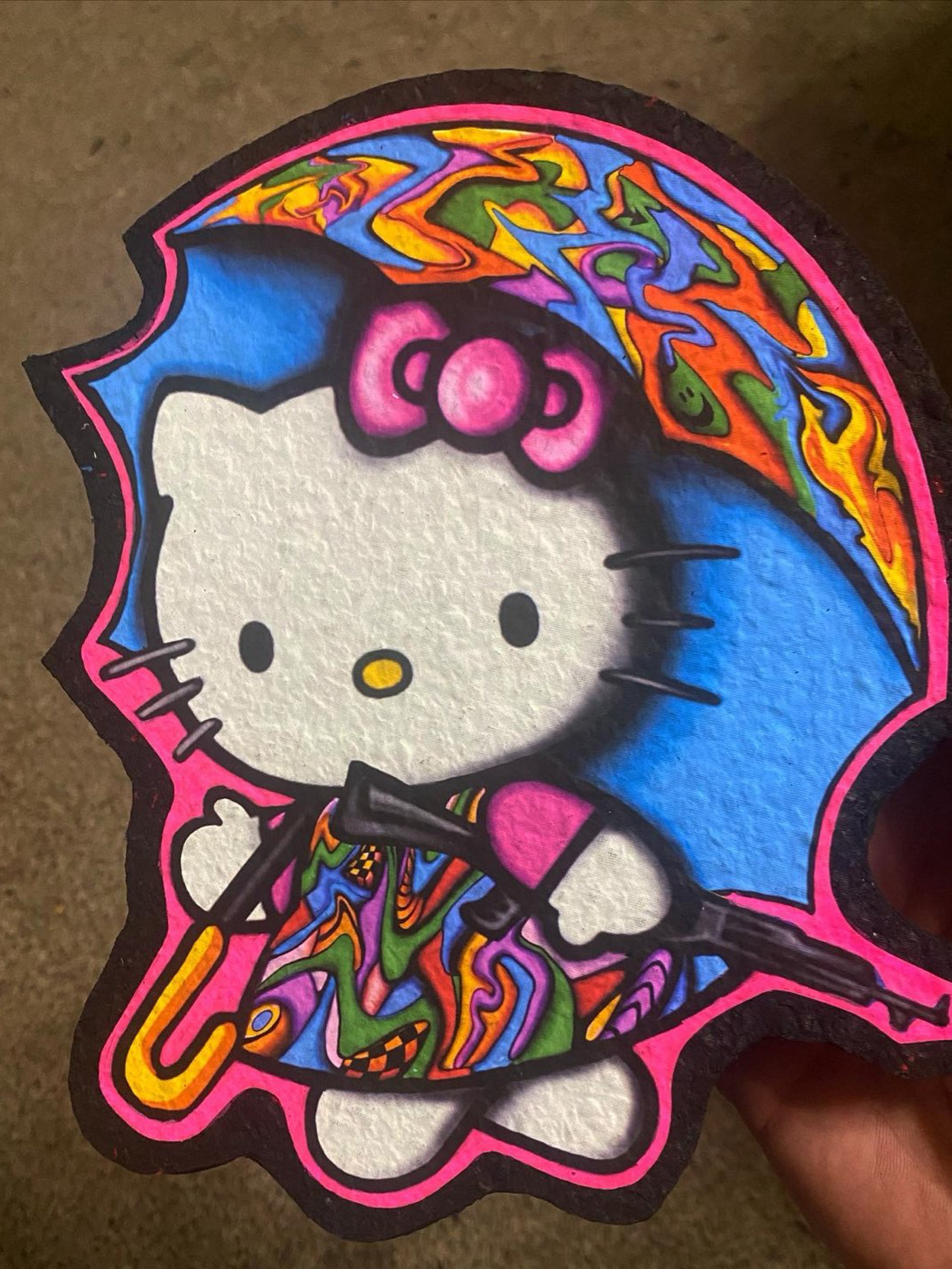 Preview pic of Hello kitty uv glow  and glow mat