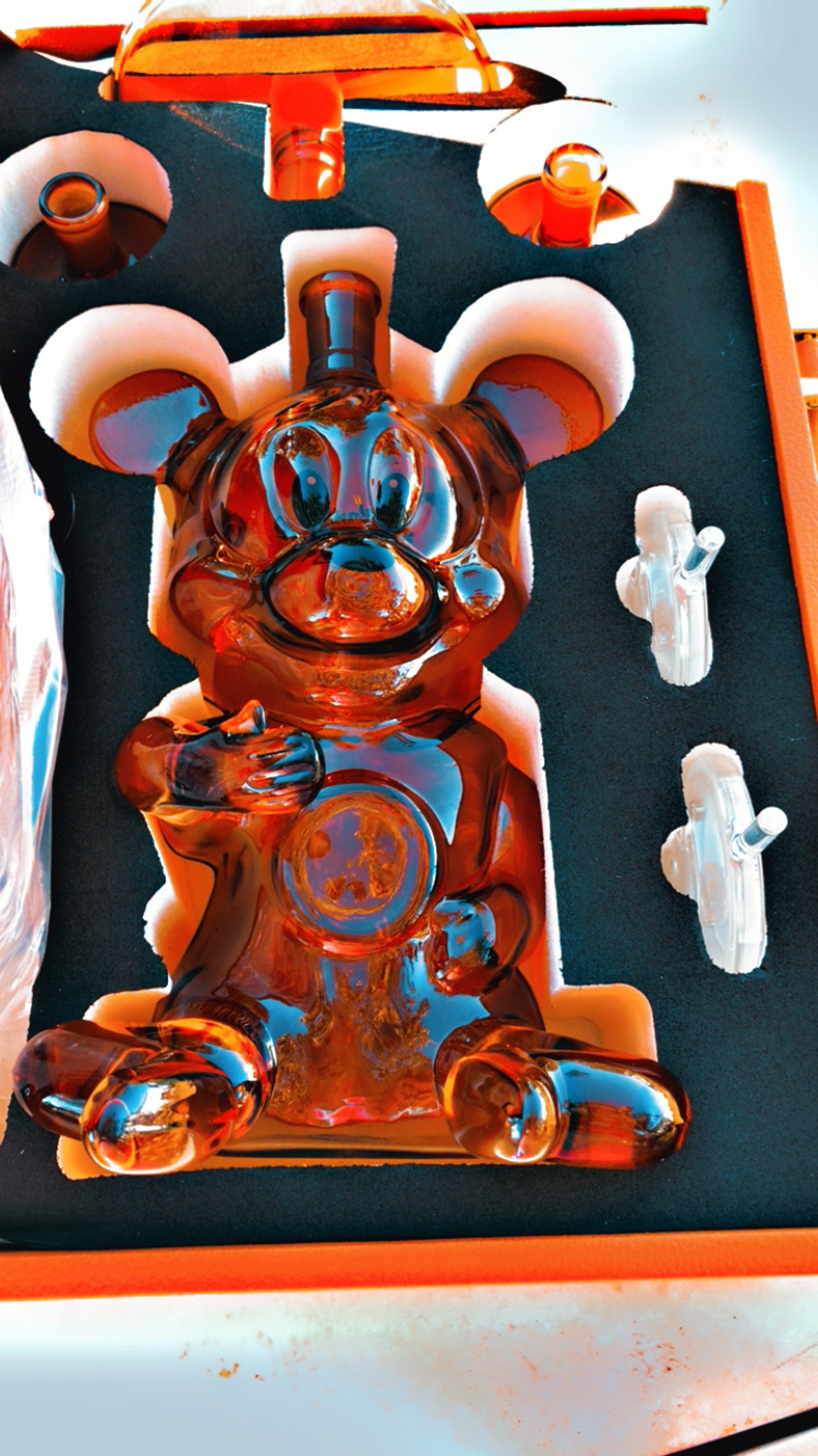Preview pic of Brand new Glass Teddy Bear Hookah 🧸