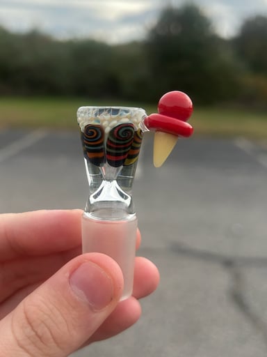 Preview pic of Ice Cream Chunk Glass 18mm Slide