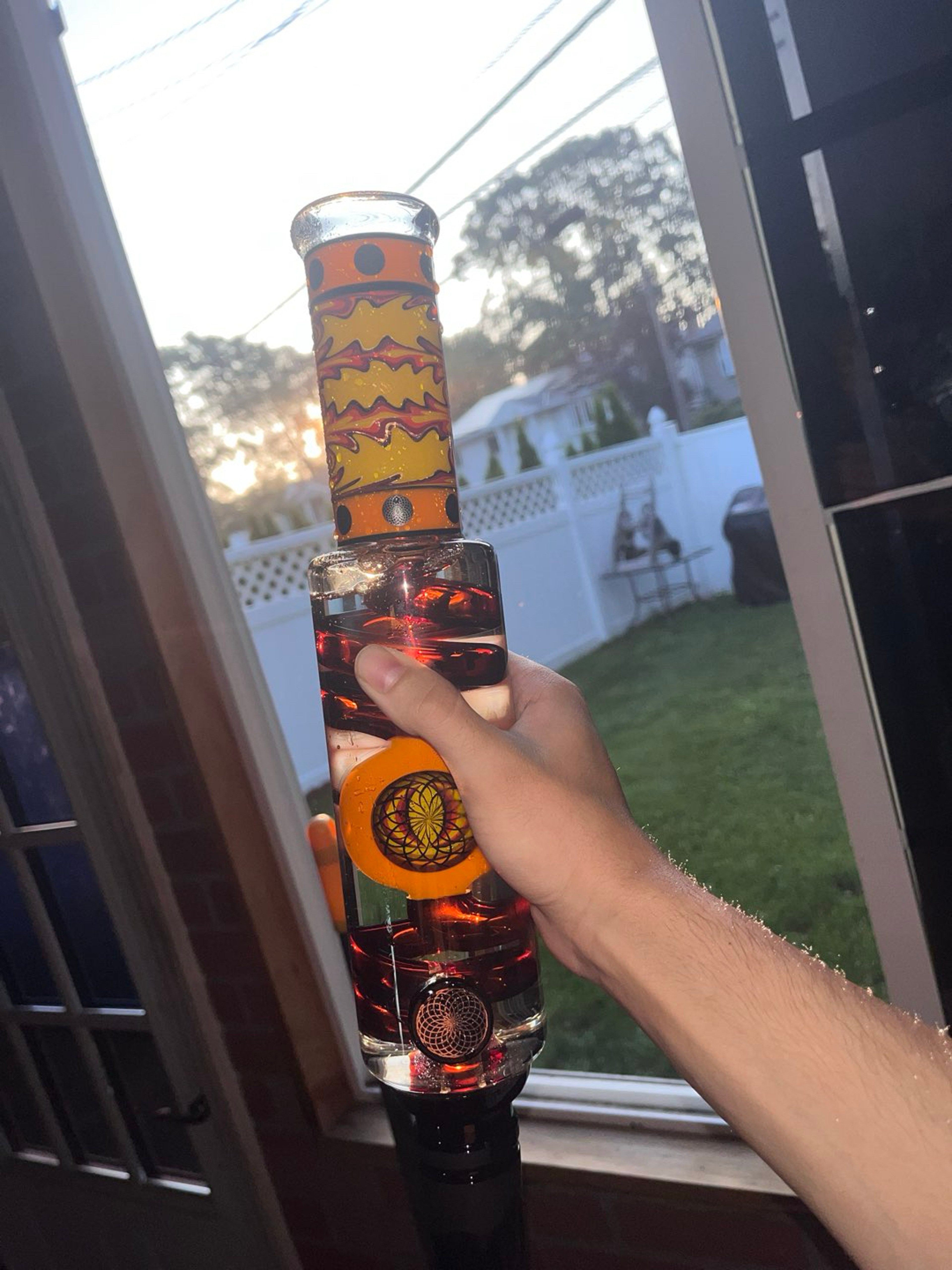 Preview pic of 2012 luna freezable XXL coil illadelph with typical beaker base