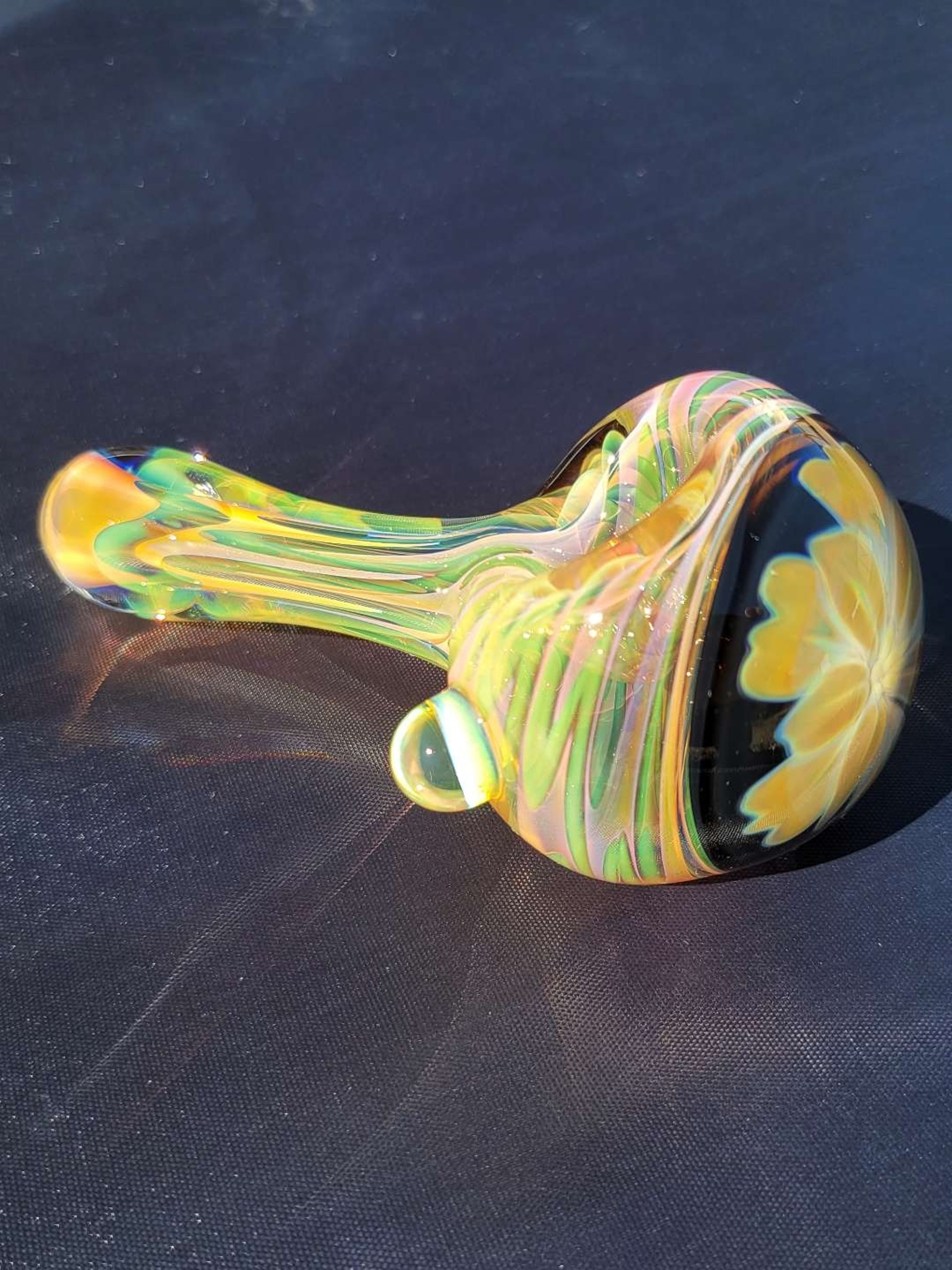 Preview pic of Fume Spoon with flower cap