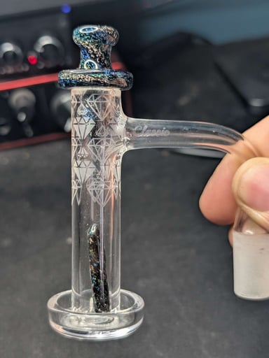 Preview pic of Victory Glassworks Diamond Etched Tower