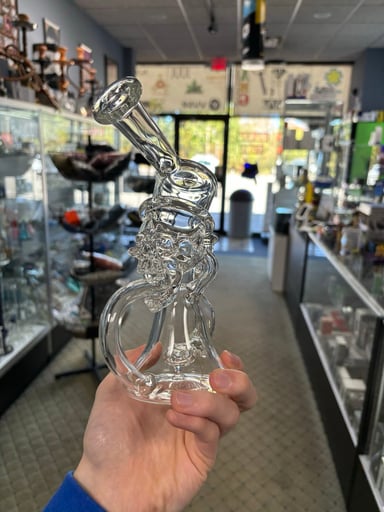 Preview pic of Weil Glass Skull Recycler