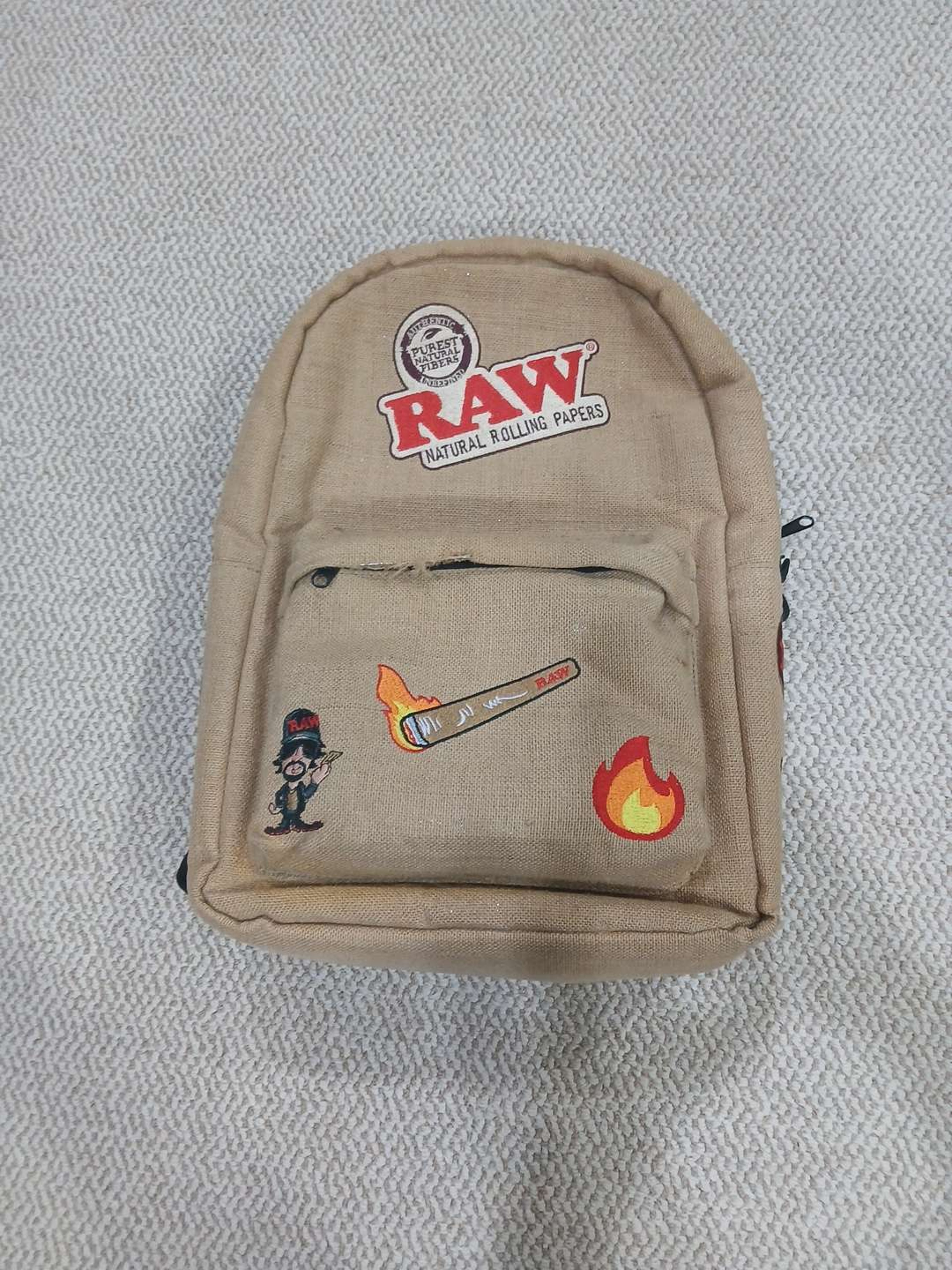 Preview pic of Raw smell-proof Full Patch Hemp Backpack