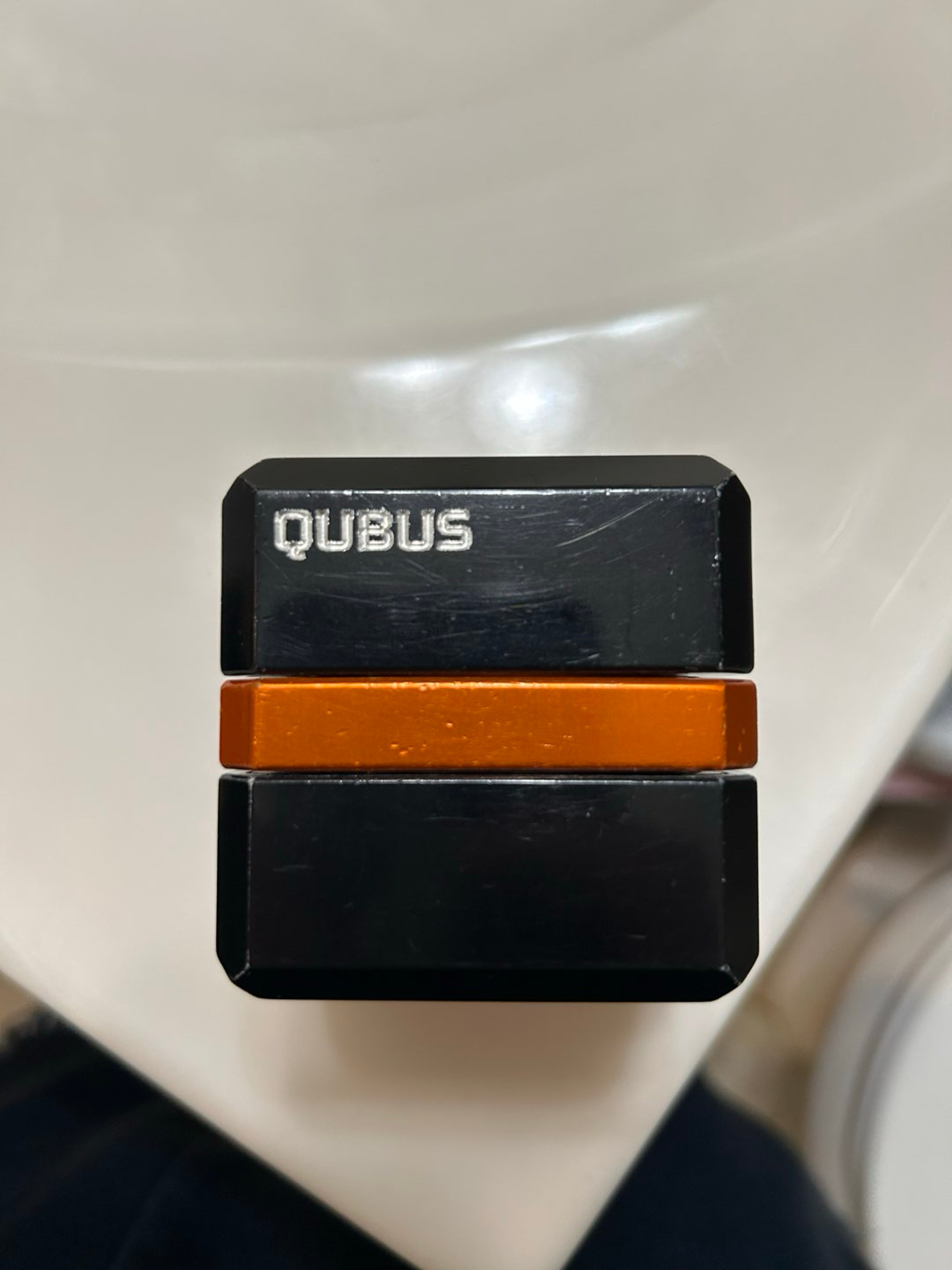 Preview pic of Qubus orange