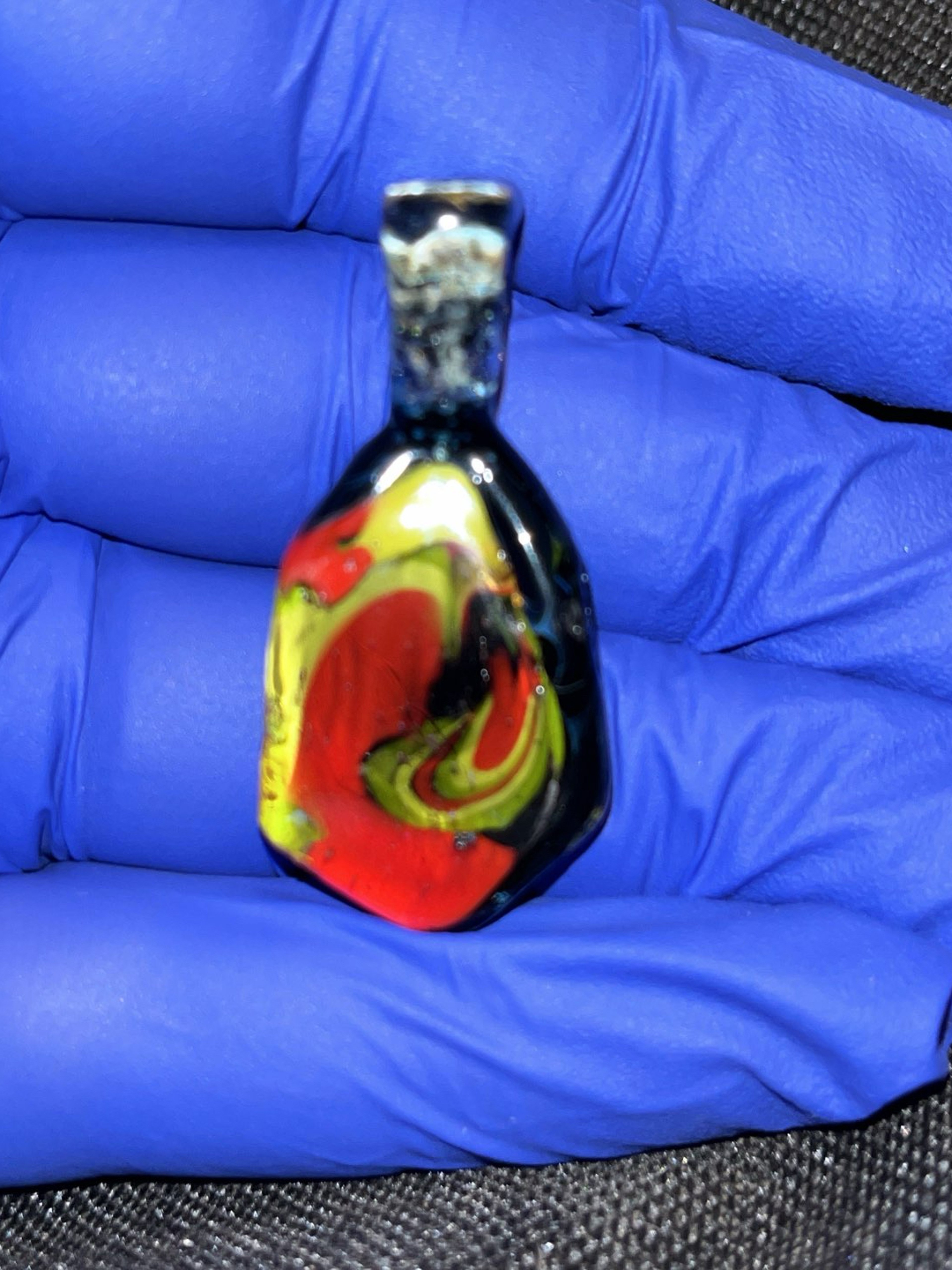 Preview pic of Rasta swirl pendent