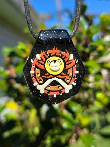 Preview pic of One Piece Thousand Sunny Layered Glow UV Pendant