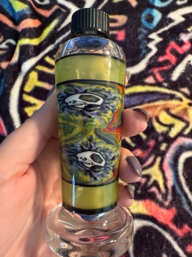 Preview pic of AKM Glass Skull Millie Iso Bottle