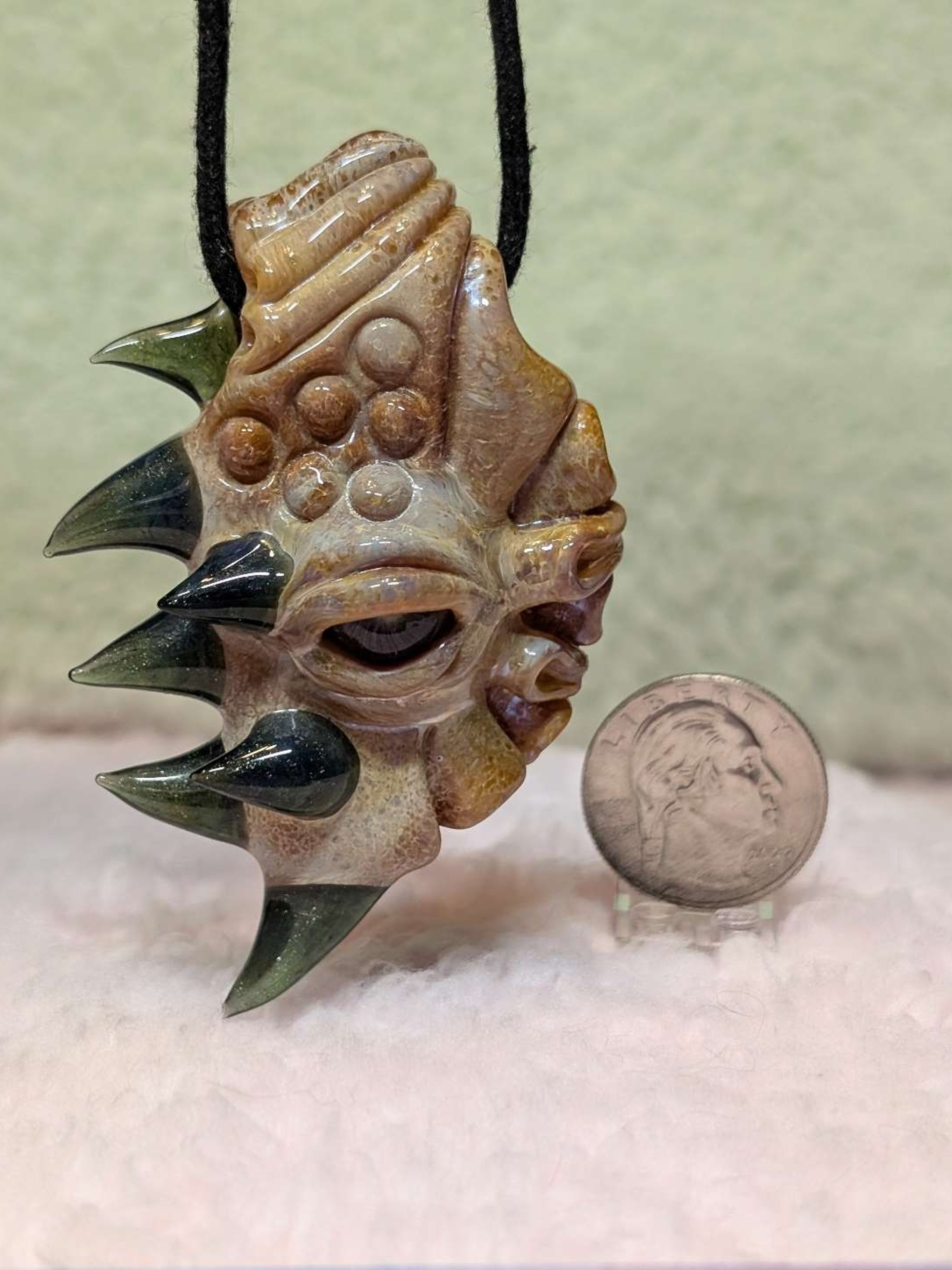 Preview pic of Salt pendant 06-2018, Mint Condition
