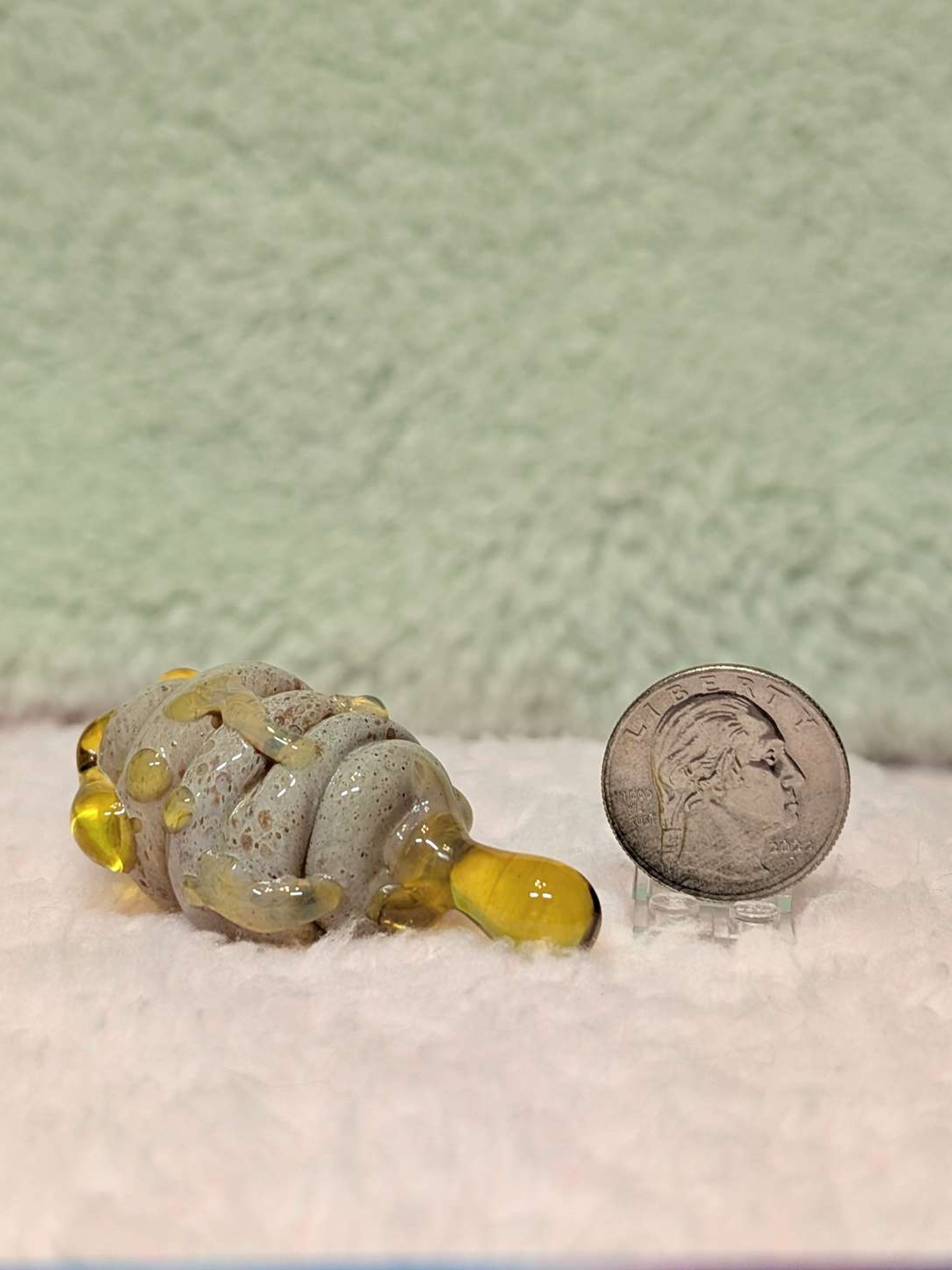 Preview pic of Glasshole beehive pendant