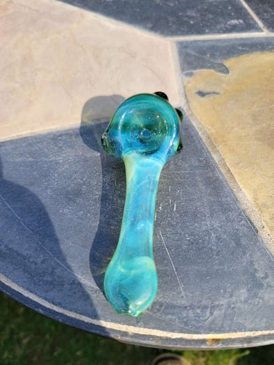 Preview pic of Sparkly green spoon