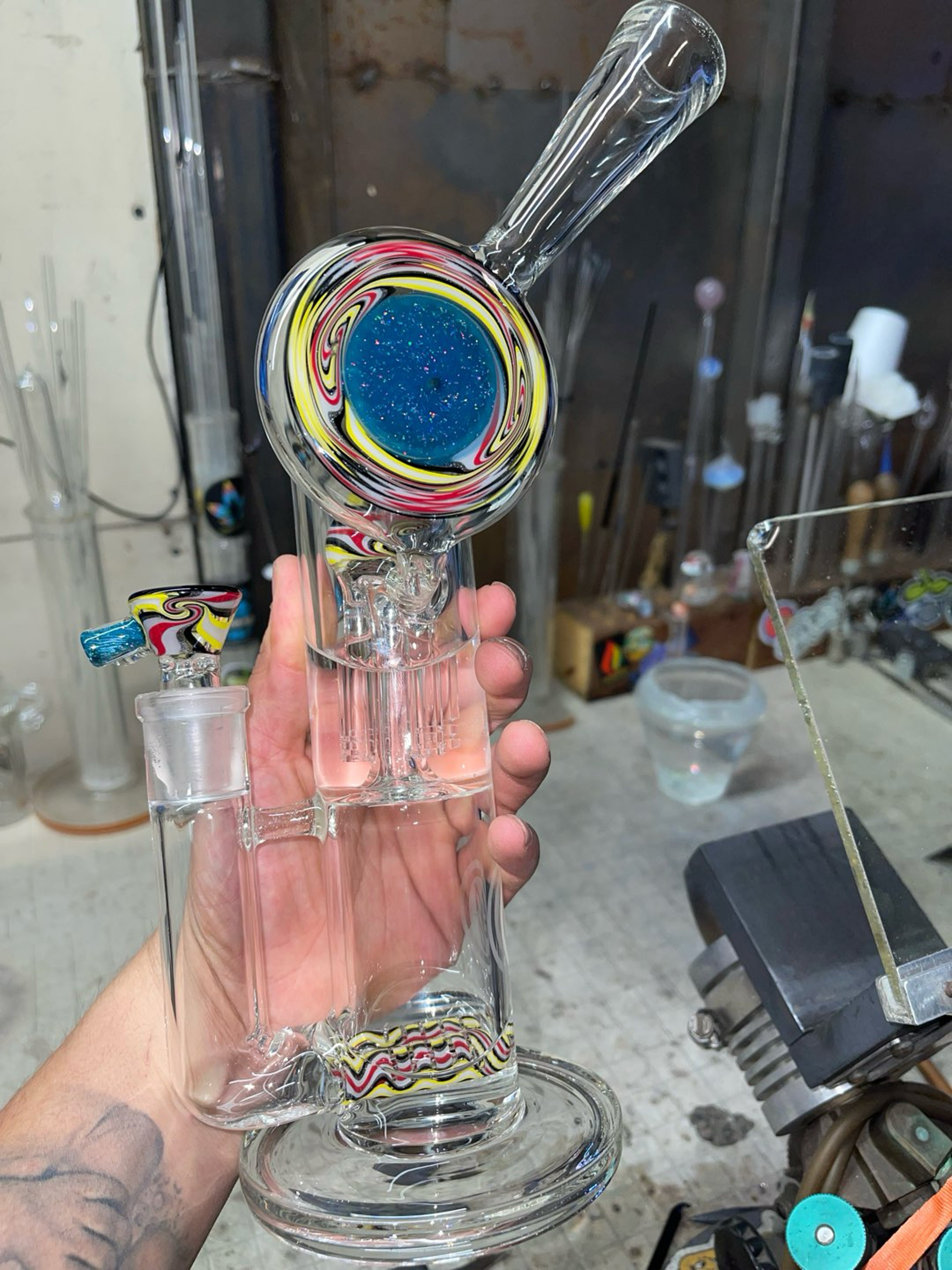Preview pic of Double gridded inline - 8 arm perc uv and crushed opal accents
