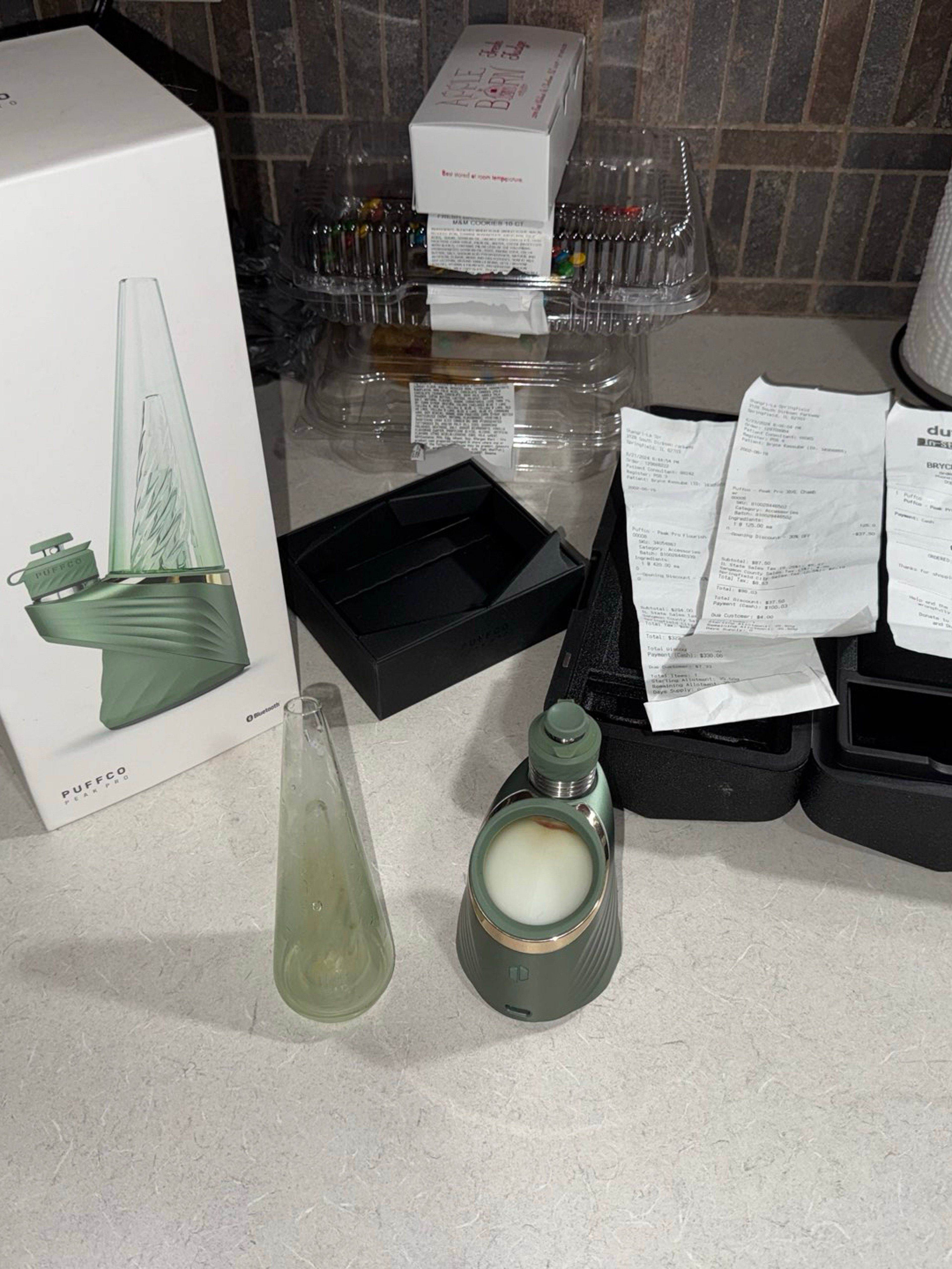 Puffco Peak Pro V2 Flourish with 3DXL Chamber image 0