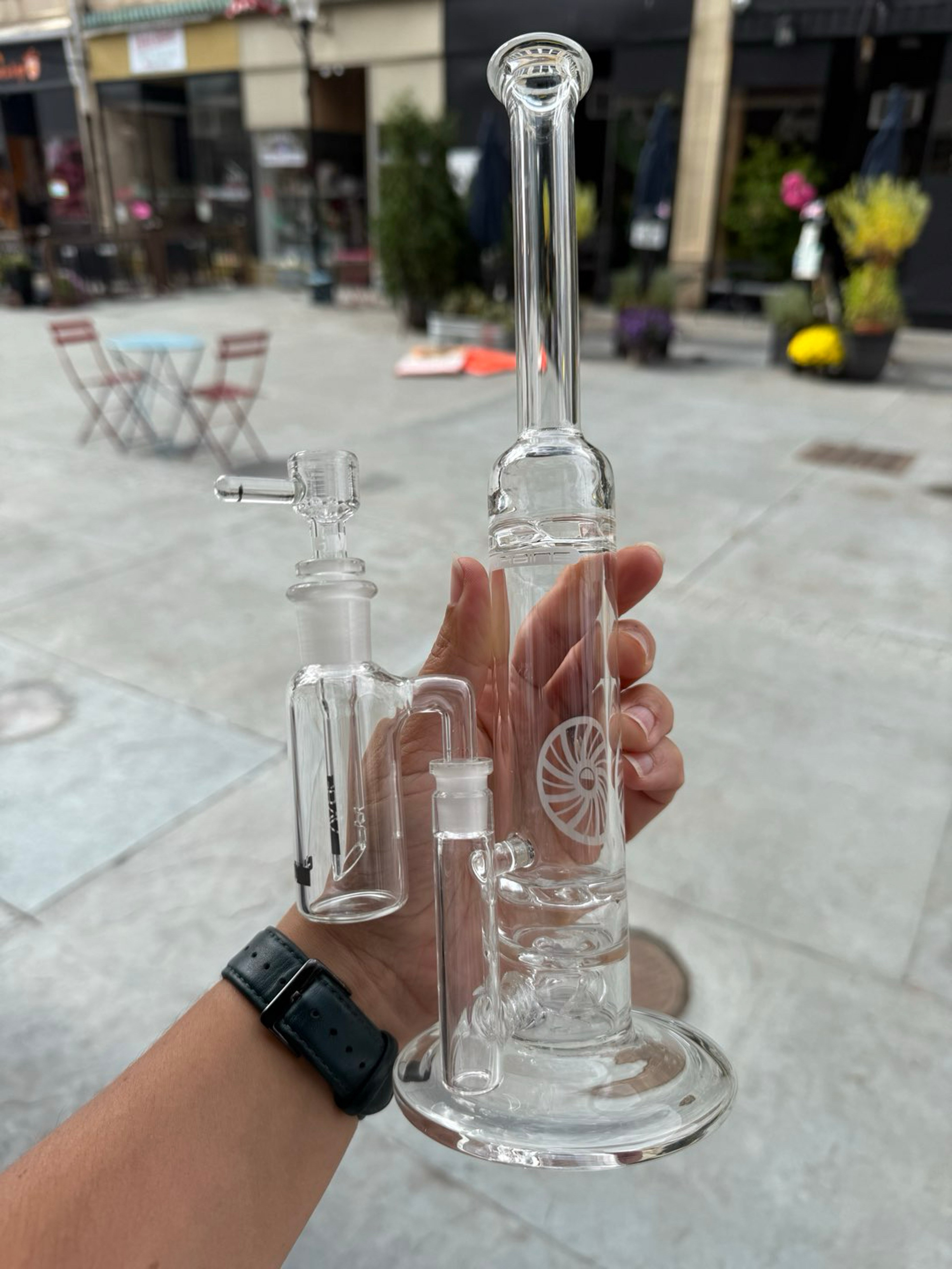 Preview pic of Grav Labs 12 inch Turbine Water Pipe & Ashcatcher Set