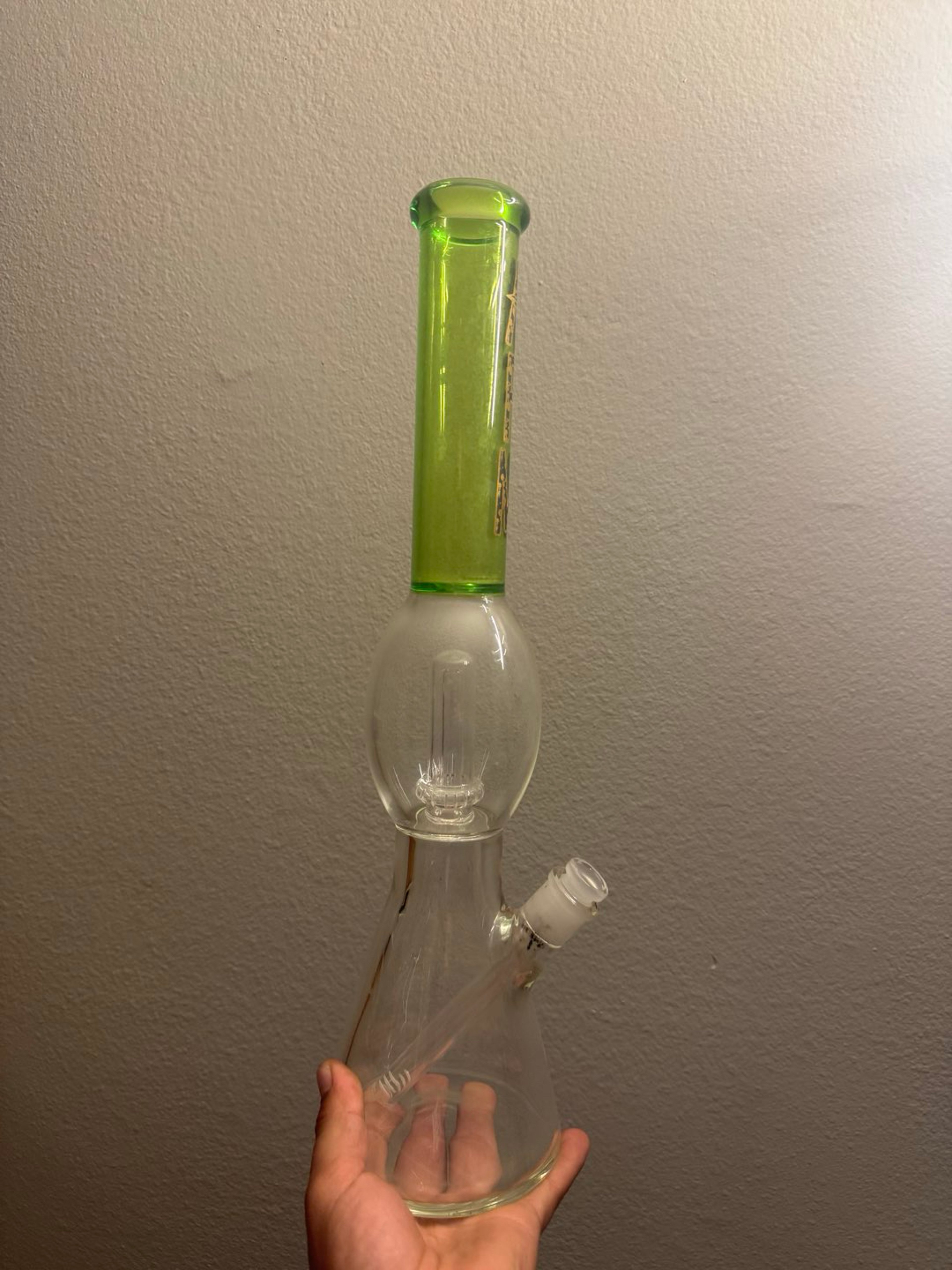 AFM 18” Beaker w/ perc image 0