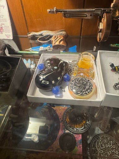 Preview pic of Scoby Glass for sale obo