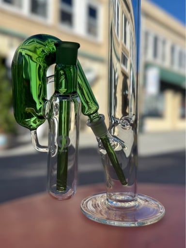 Preview pic of FLO Ashcatcher with downstem attached - Green (white label)