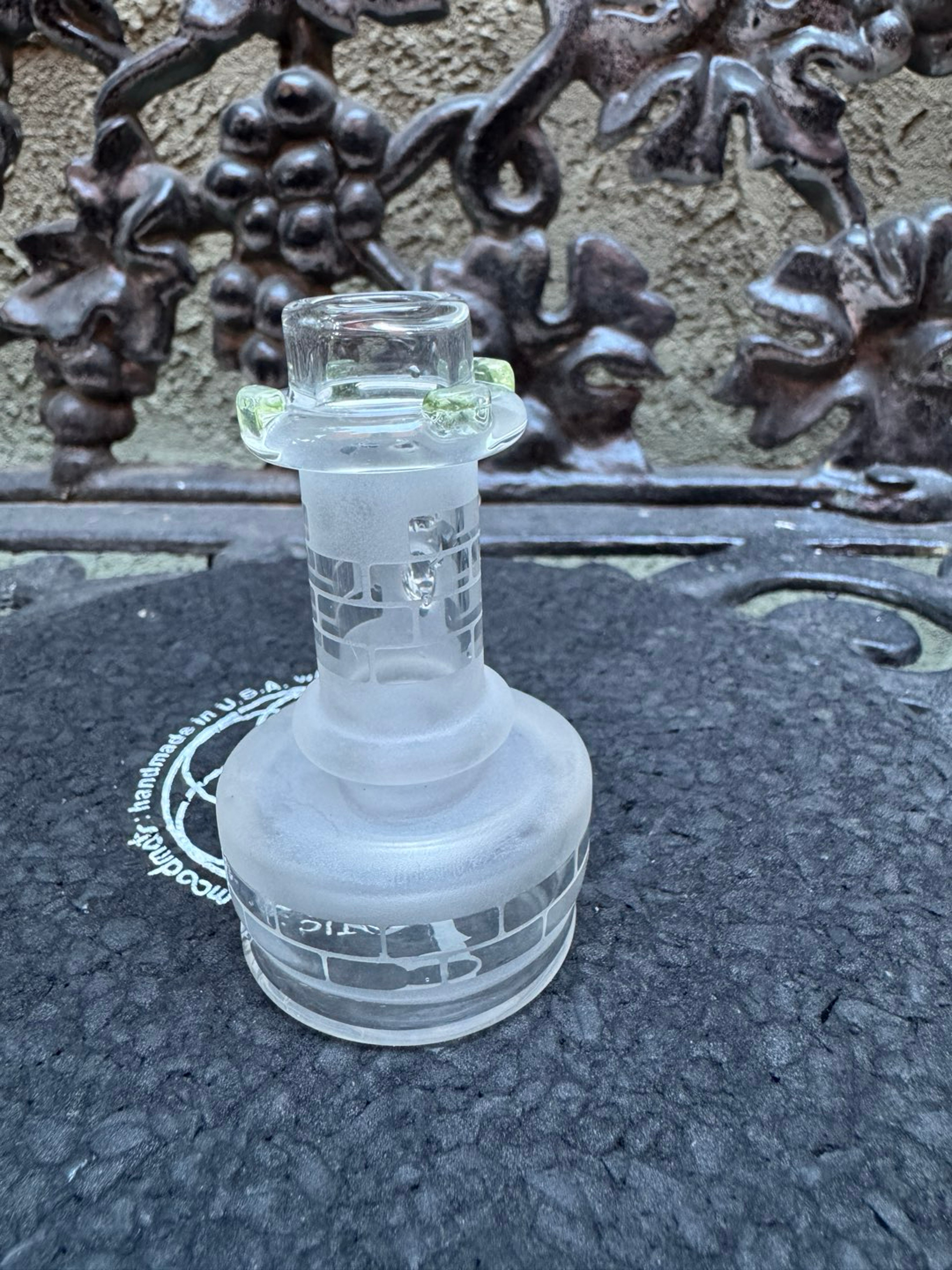 Preview pic of Jebb Glass Rook Puffco Dry Top