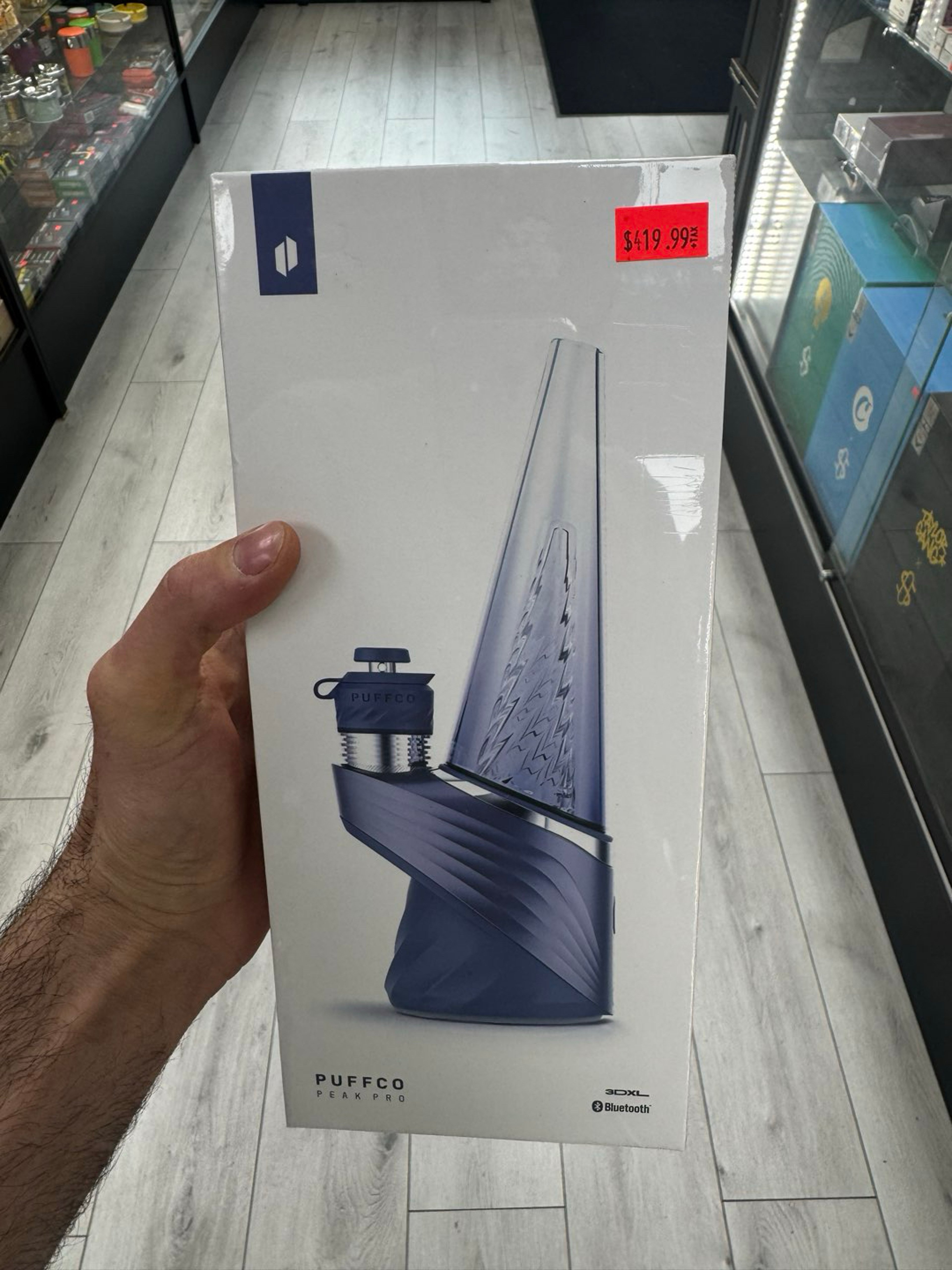Preview pic of Puffco peak pro storm