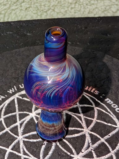 Preview pic of Lemonade Glassworks amber purple bubble cap