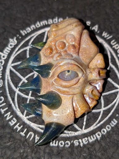 Preview pic of Salt pendant 06-2018, Mint Condition