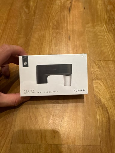 Preview pic of Puffco pivot Glass Adapter