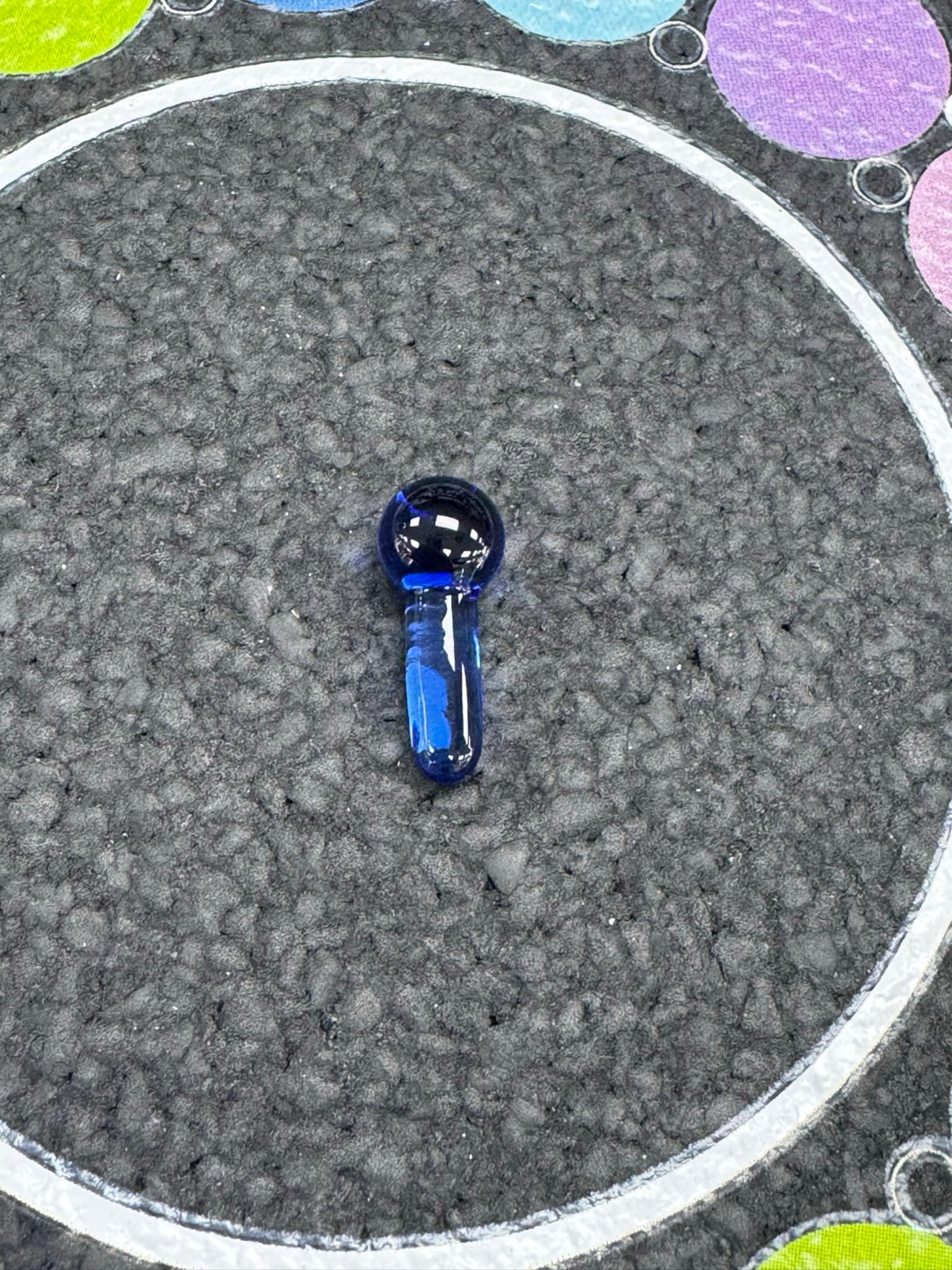 Preview pic of Bear quartz hanging pillar blue