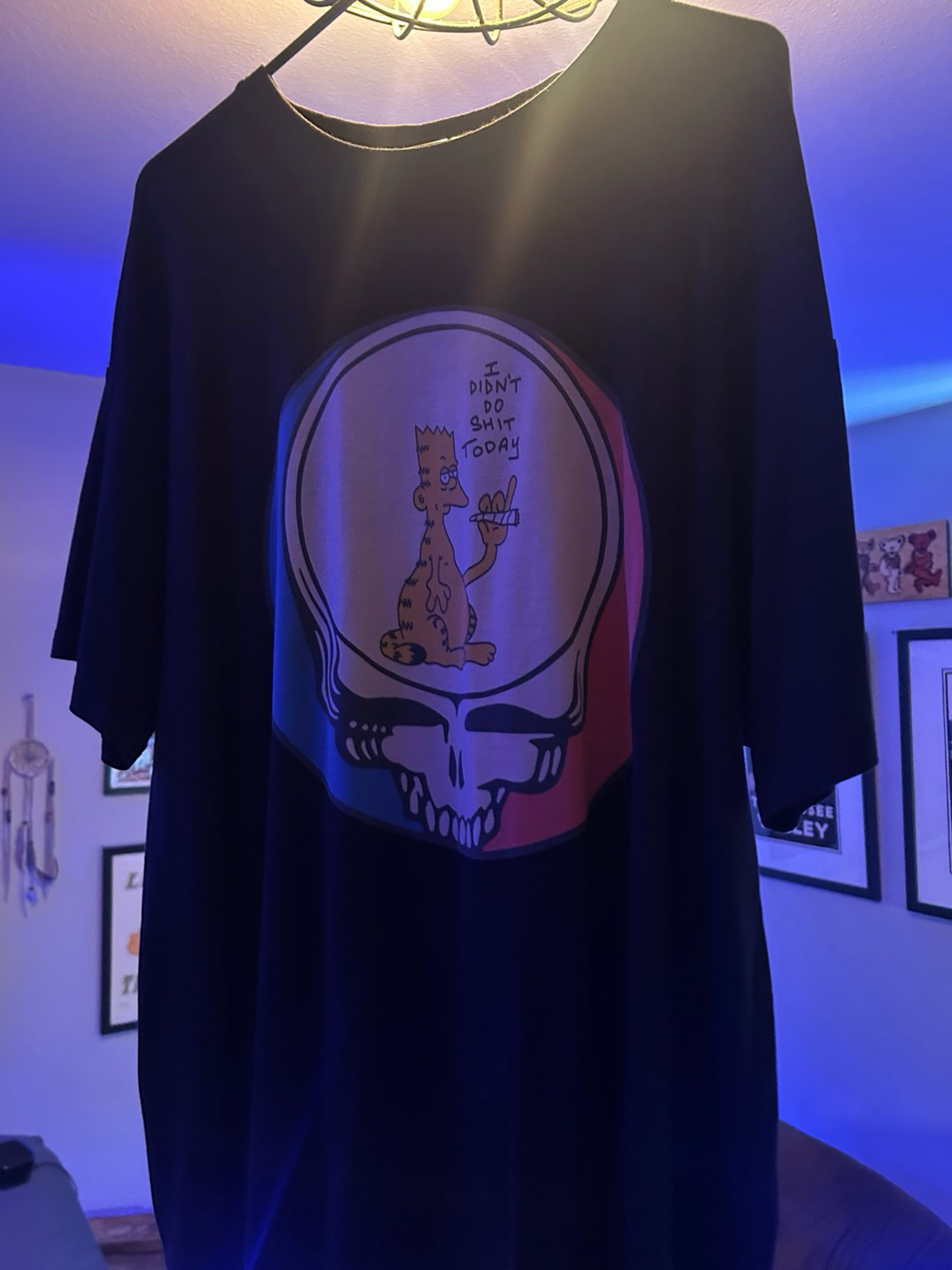 Preview pic of GZ1Whatever Forever lot sale 8 2xl T's (runs small) and shorts