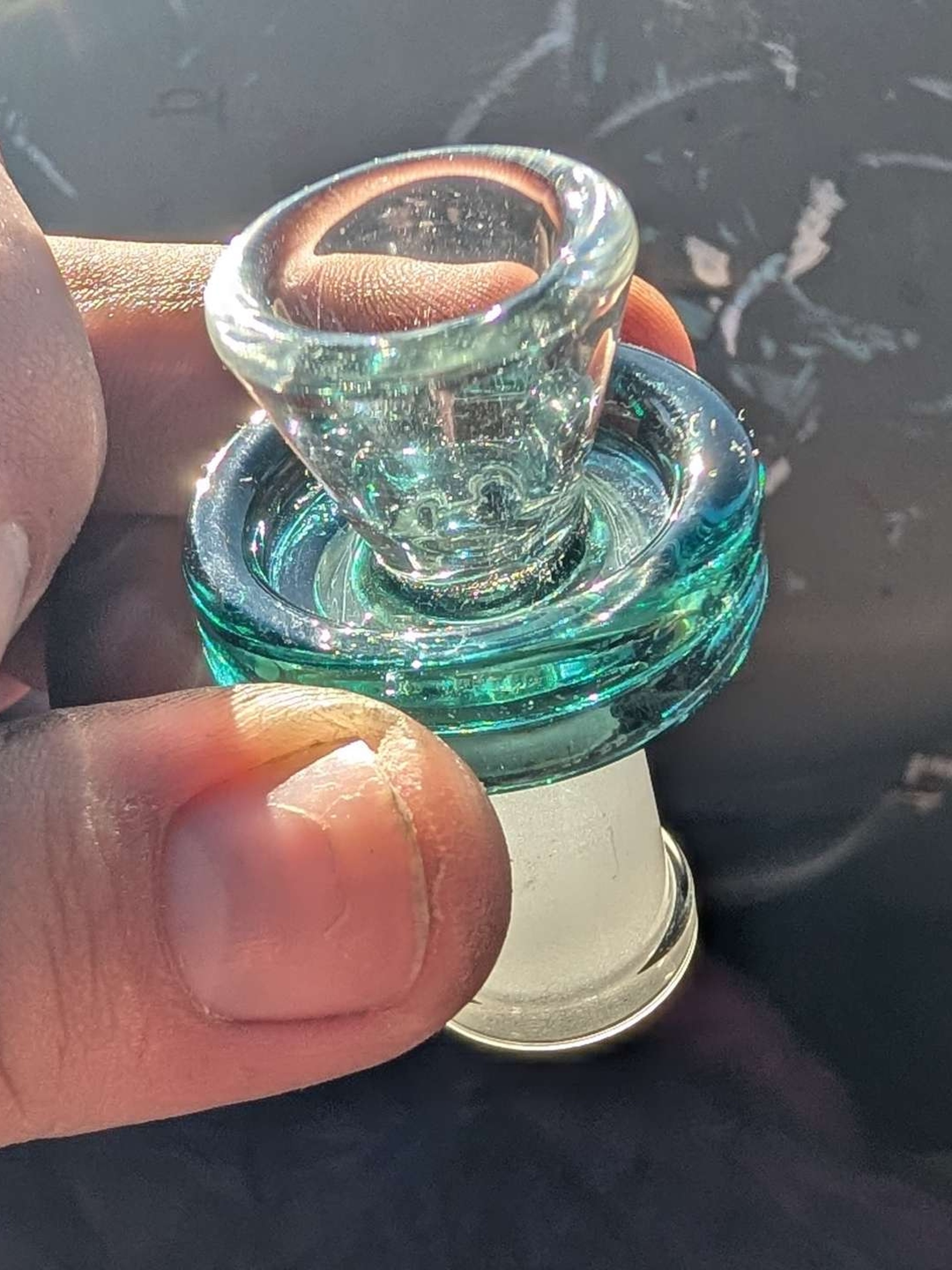 Preview pic of Green Glass Slide with a 14m Female Joint