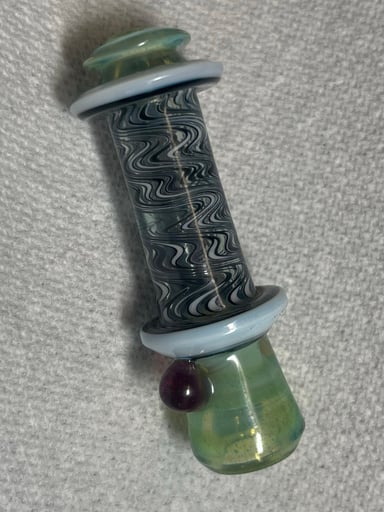 Preview pic of Wr glass chillum