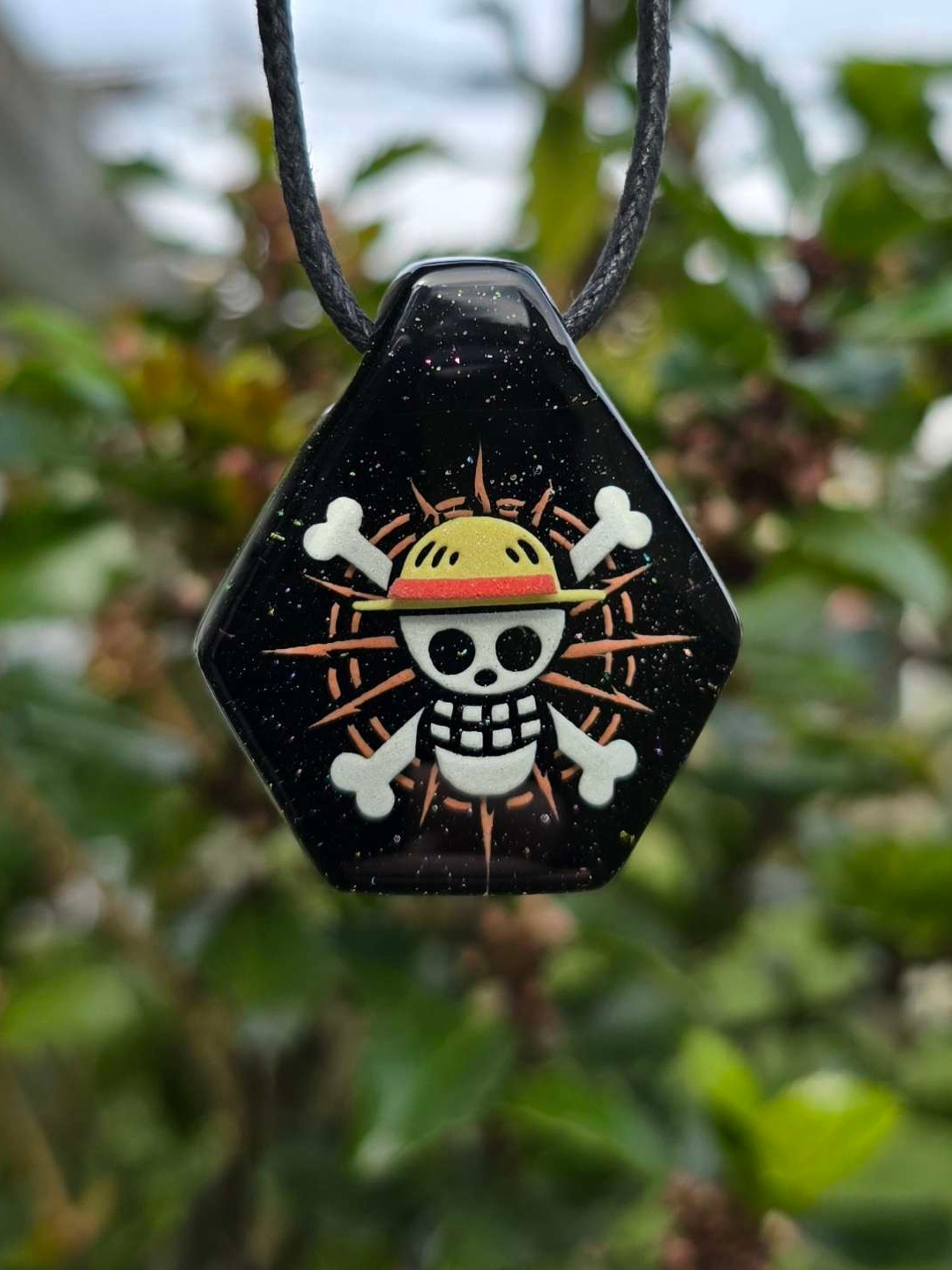 Preview pic of One Piece Jolly Roger Layered Glow Pendant