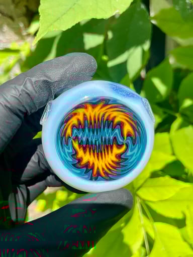 Preview pic of Wigwag pendy backed in secret white-0147