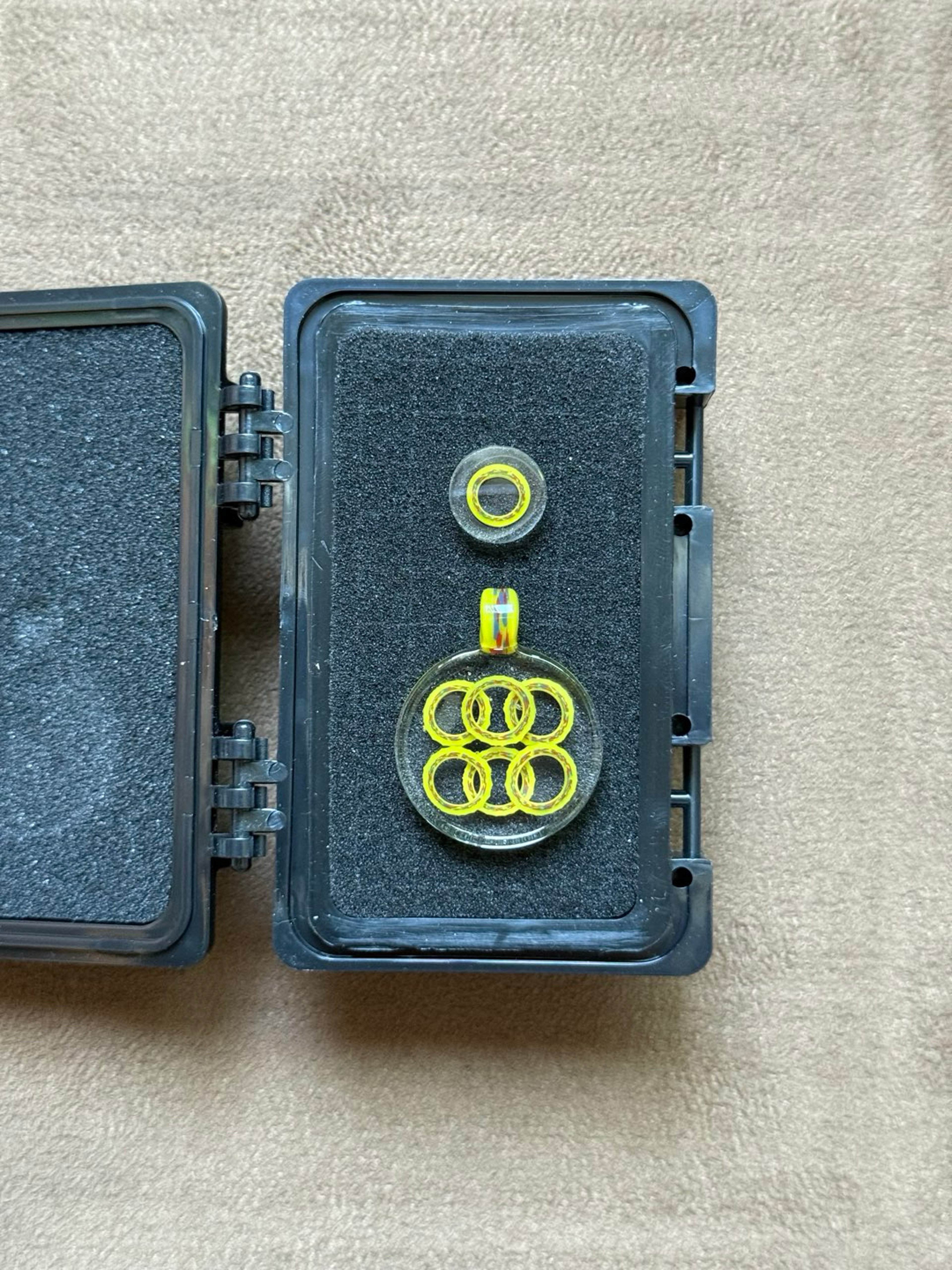 Vibes glass pendant image 0