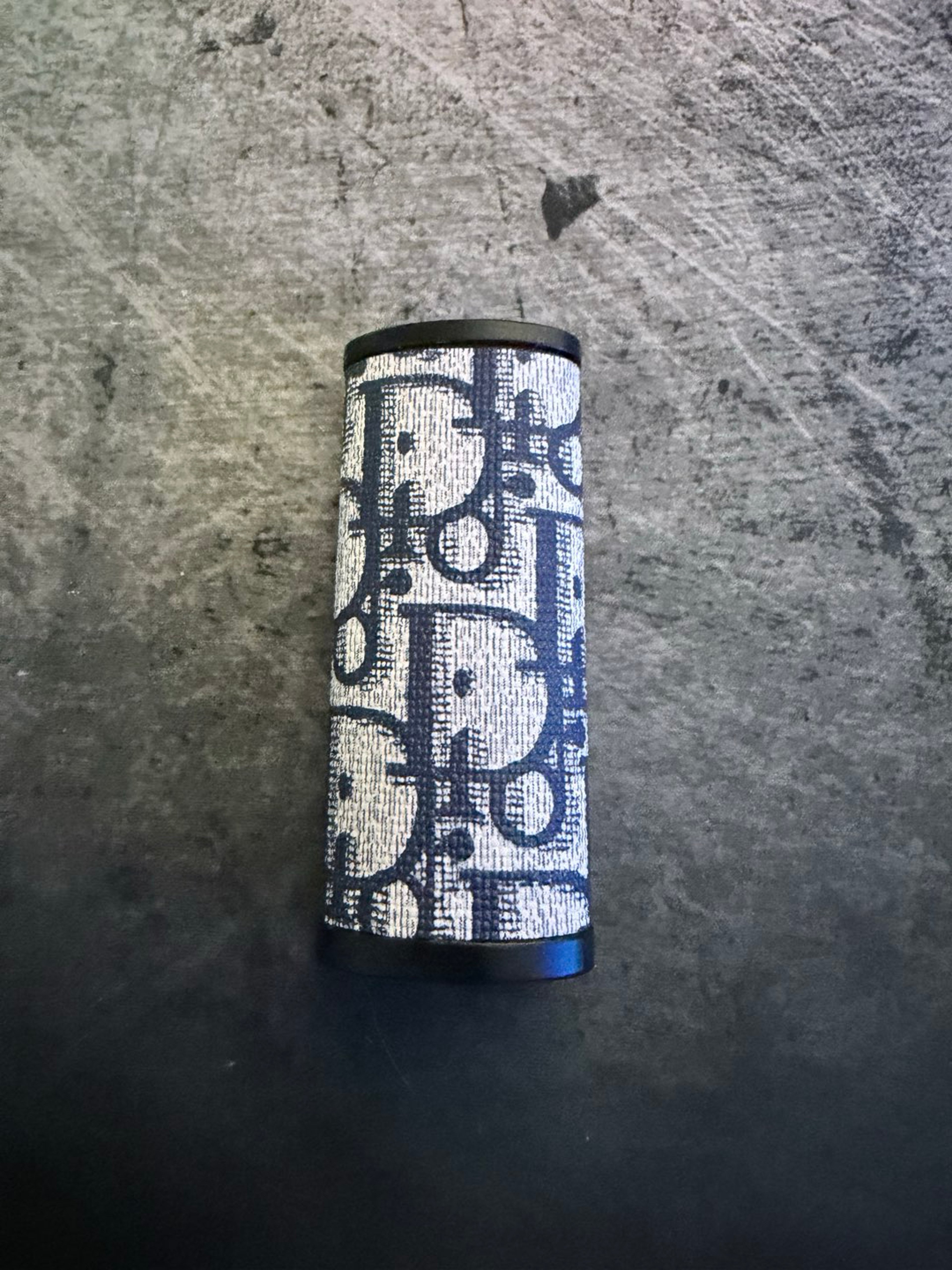 Dior Print Lighter Sleeve image 0