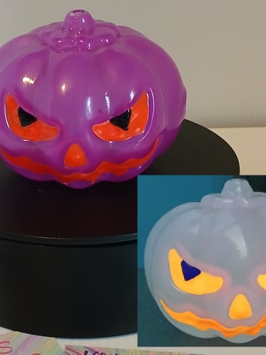 Preview pic of Glow purple pumpkin