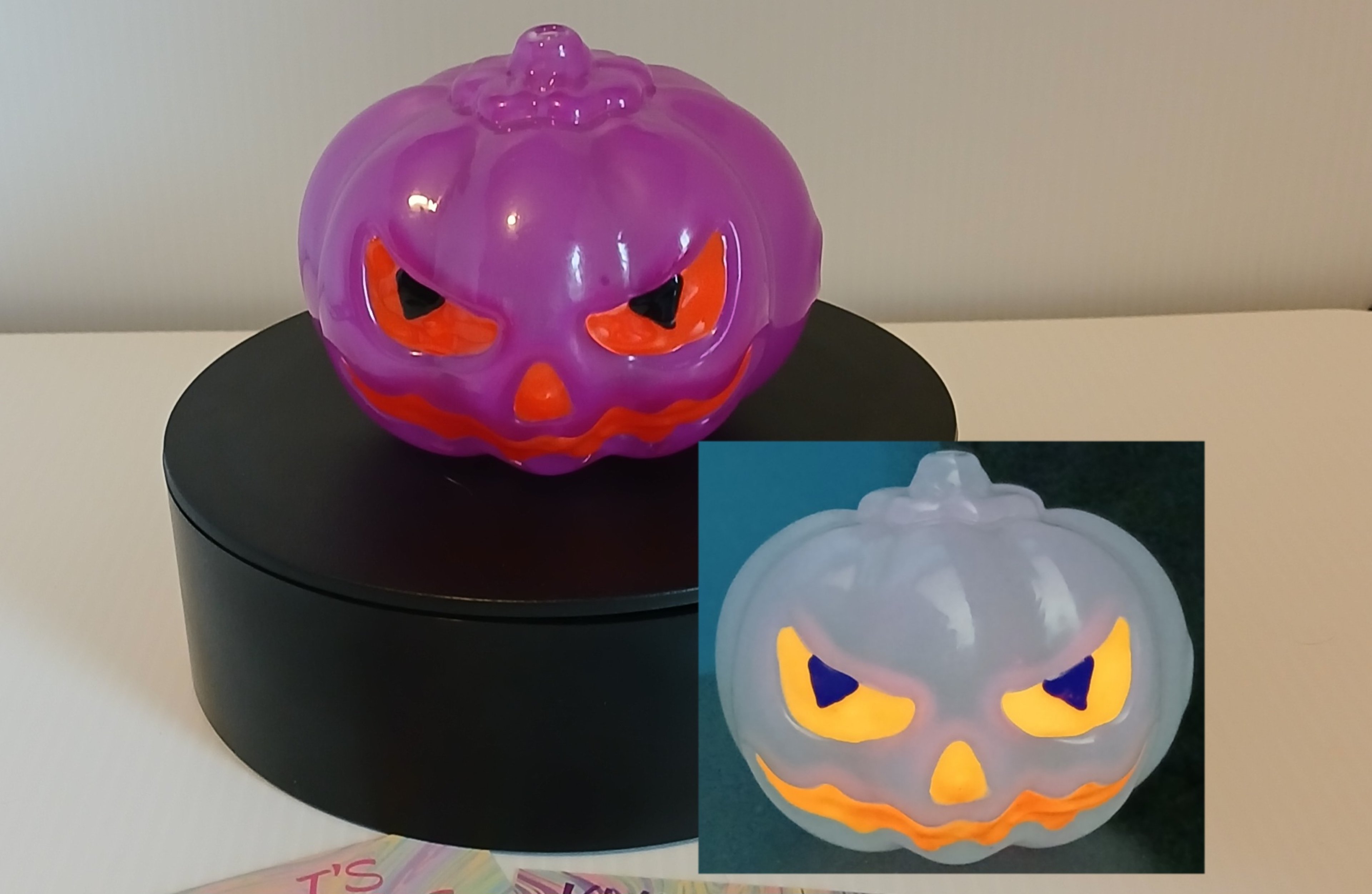 Preview pic of Glow purple pumpkin
