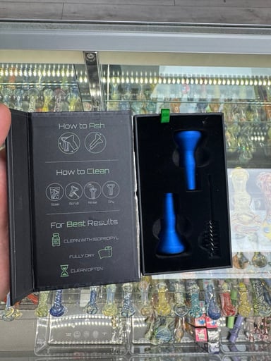 Preview pic of Bowlz 14mm metal magnetic slide blue